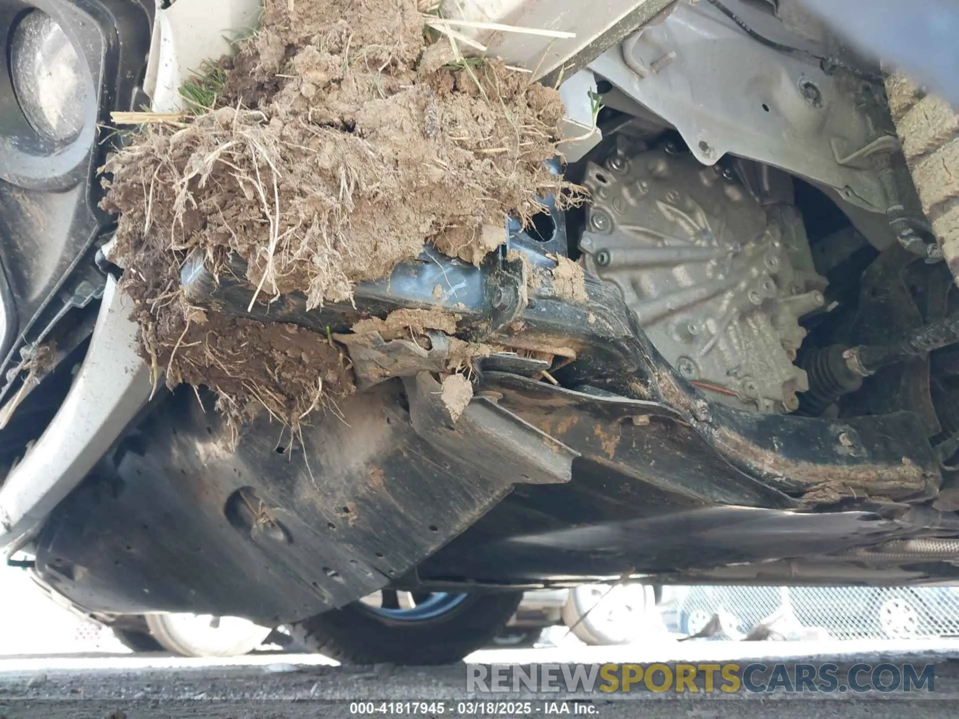17 Photograph of a damaged car 3MYDLBYV9KY523922 TOYOTA YARIS 2019