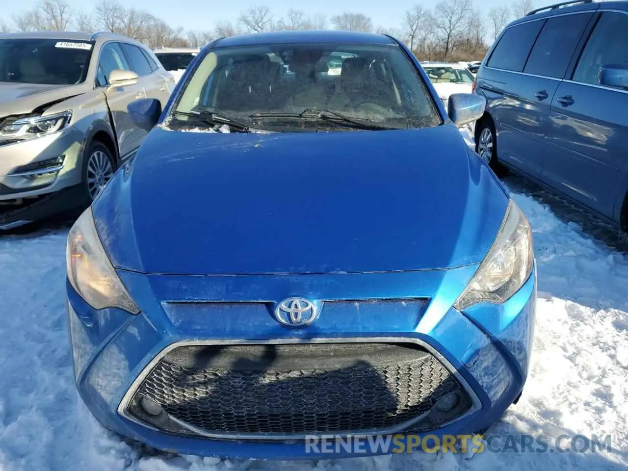 5 Photograph of a damaged car 3MYDLBYV9KY526643 TOYOTA YARIS 2019