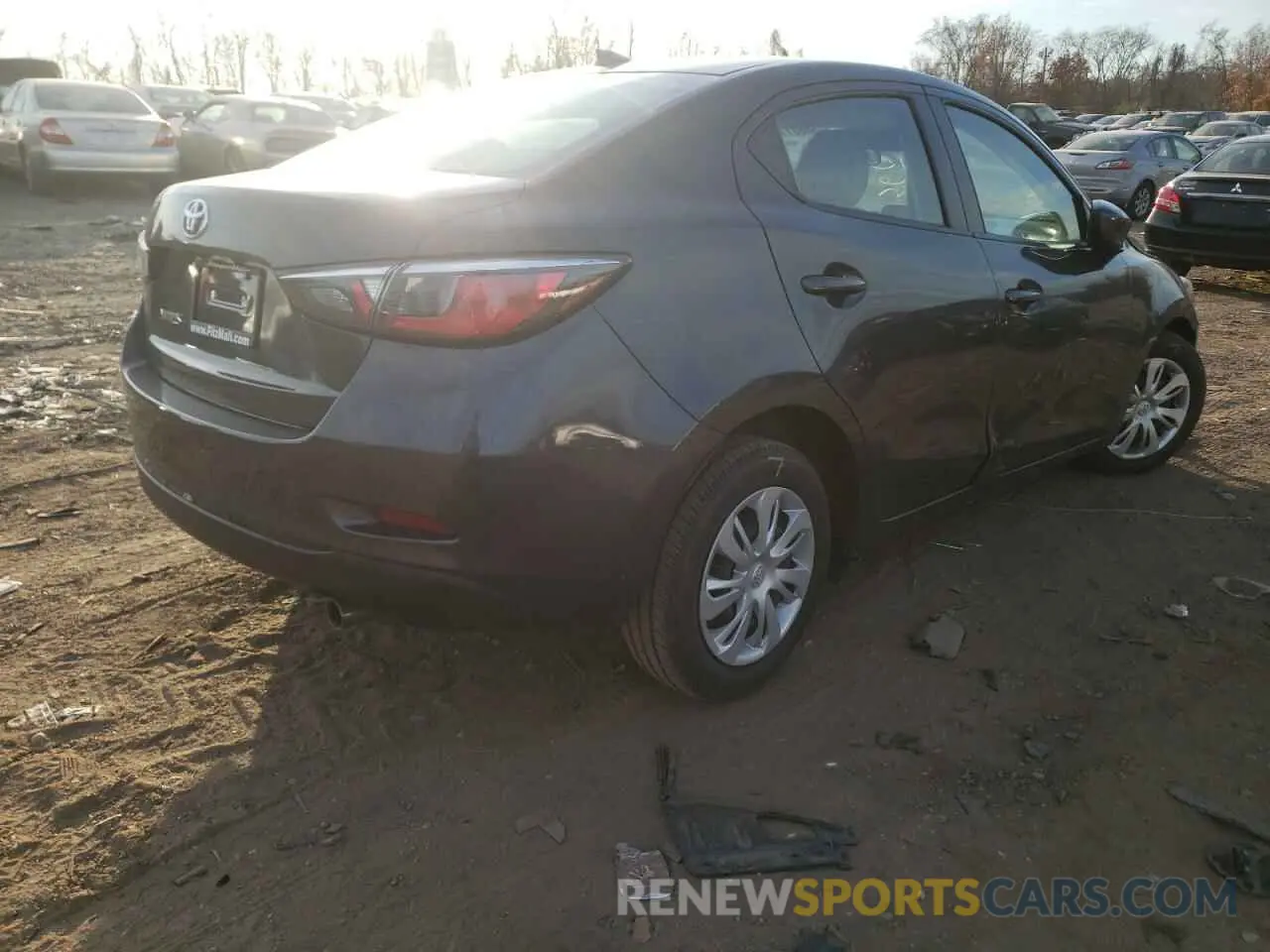 4 Photograph of a damaged car 3MYDLBYVXKY501718 TOYOTA YARIS 2019
