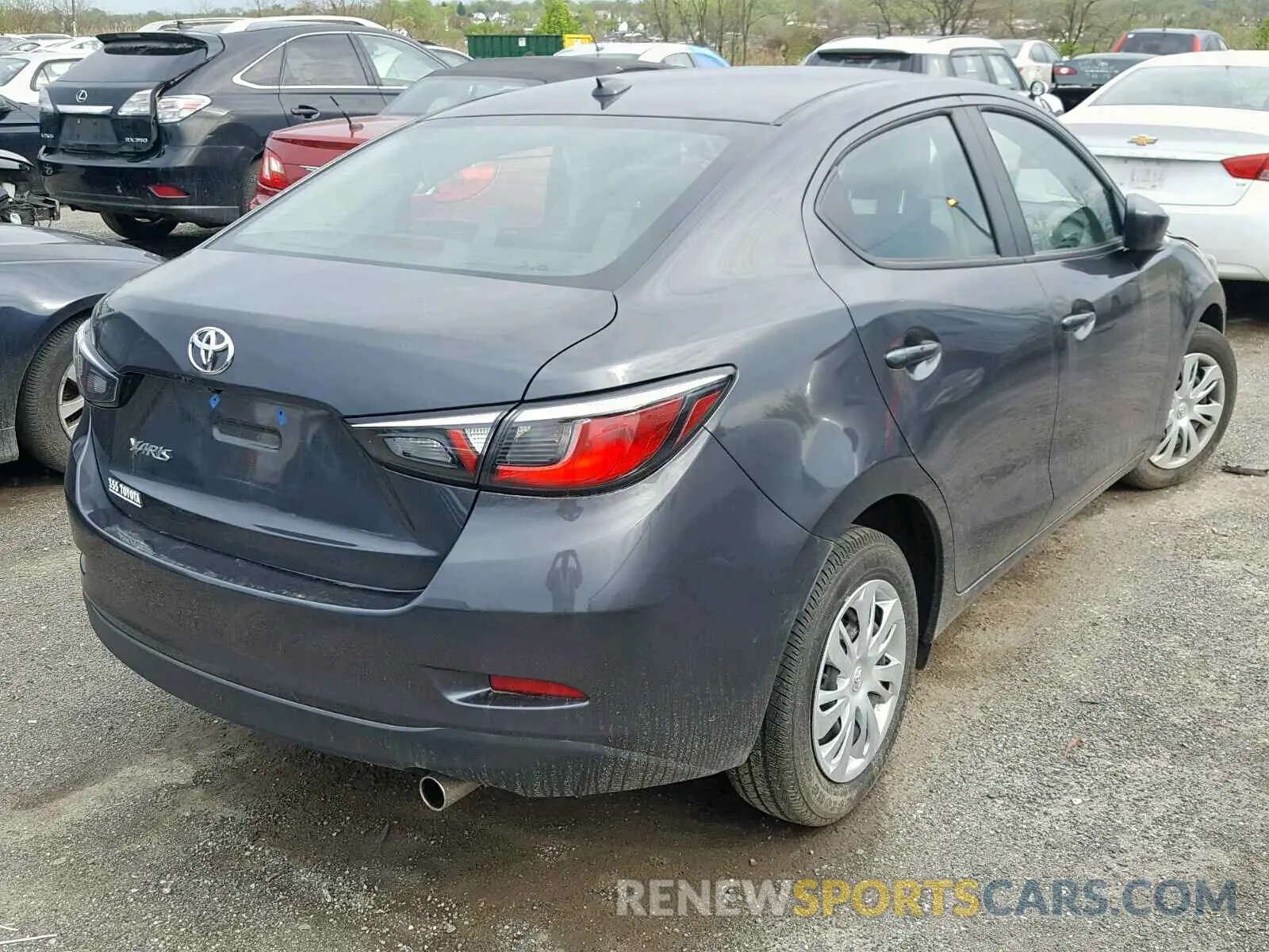 4 Photograph of a damaged car 3MYDLBYVXKY502867 TOYOTA YARIS 2019