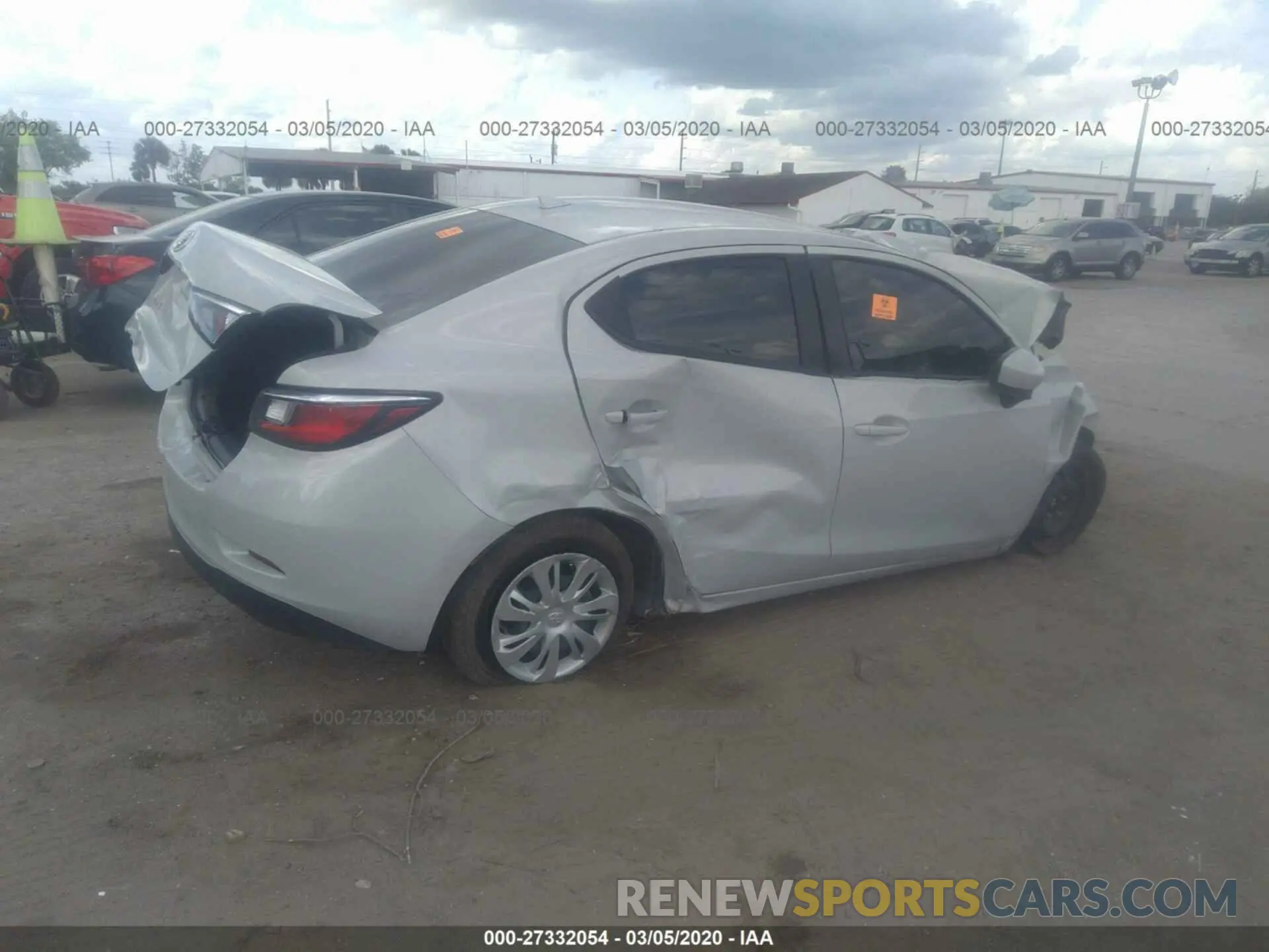 4 Photograph of a damaged car 3MYDLBYVXKY508166 TOYOTA YARIS 2019