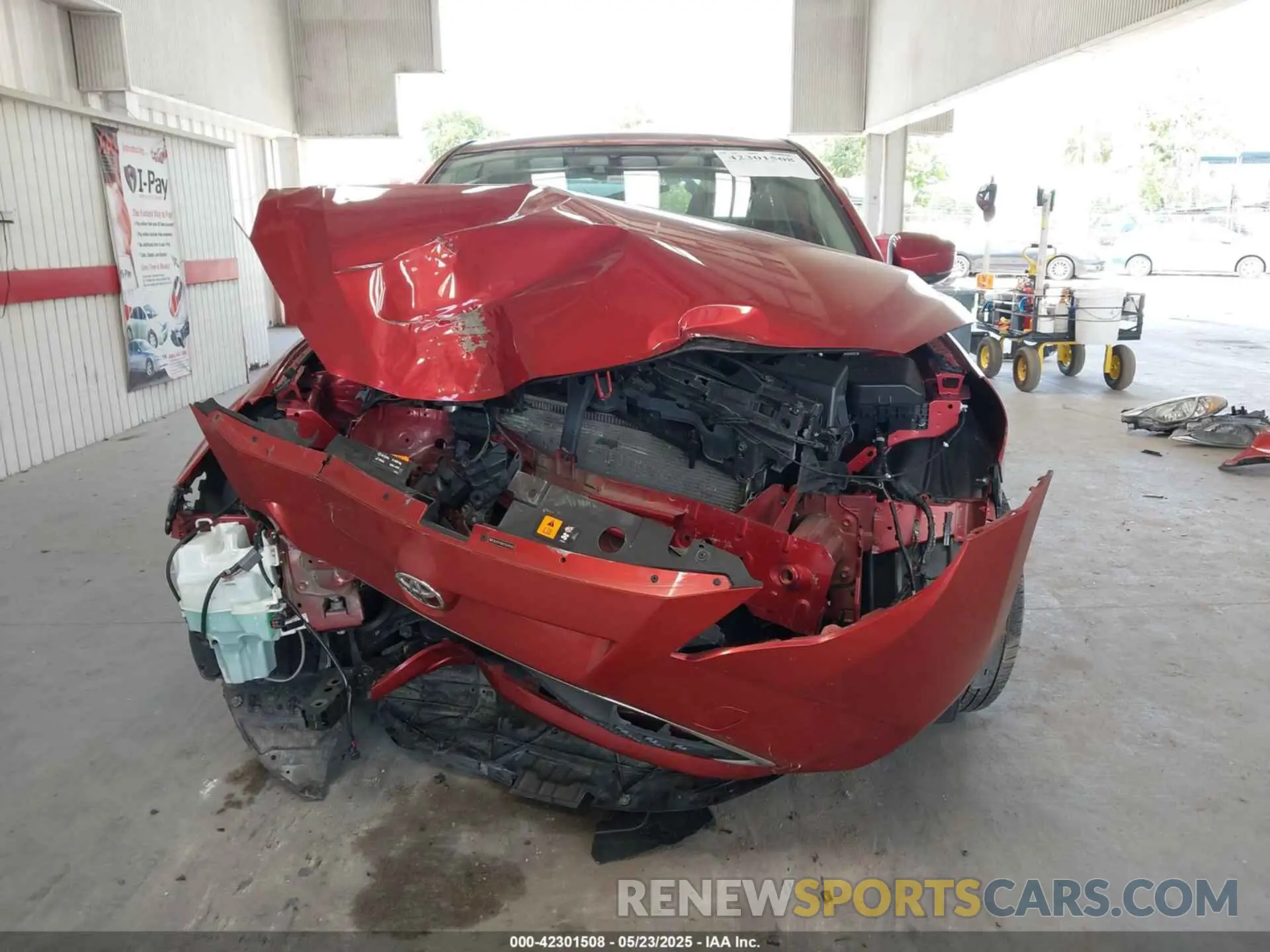 13 Photograph of a damaged car 3MYDLBYVXKY524593 TOYOTA YARIS 2019