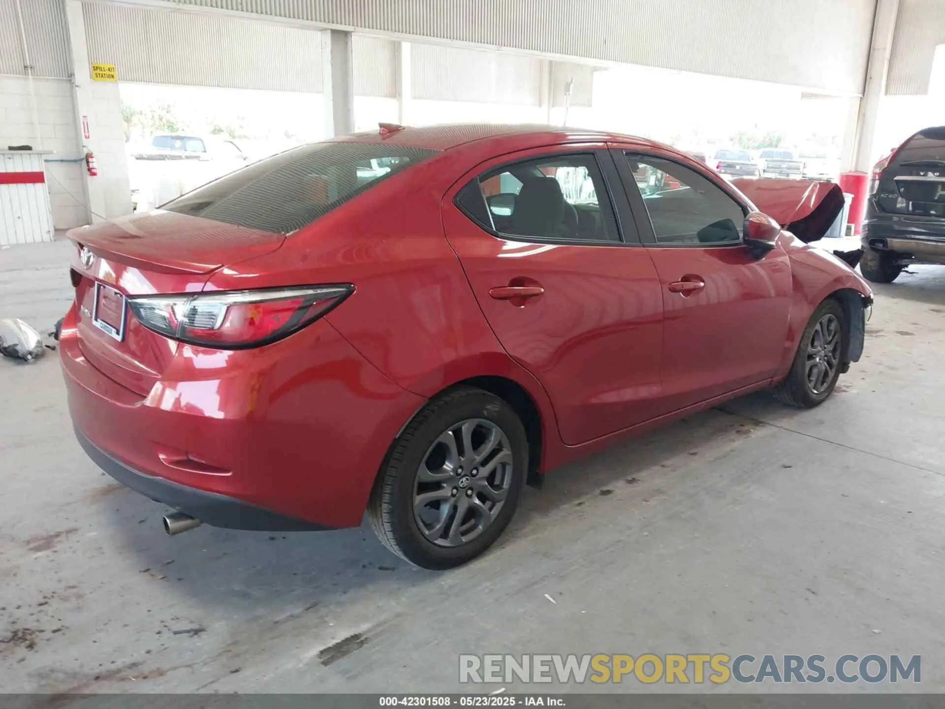 4 Photograph of a damaged car 3MYDLBYVXKY524593 TOYOTA YARIS 2019