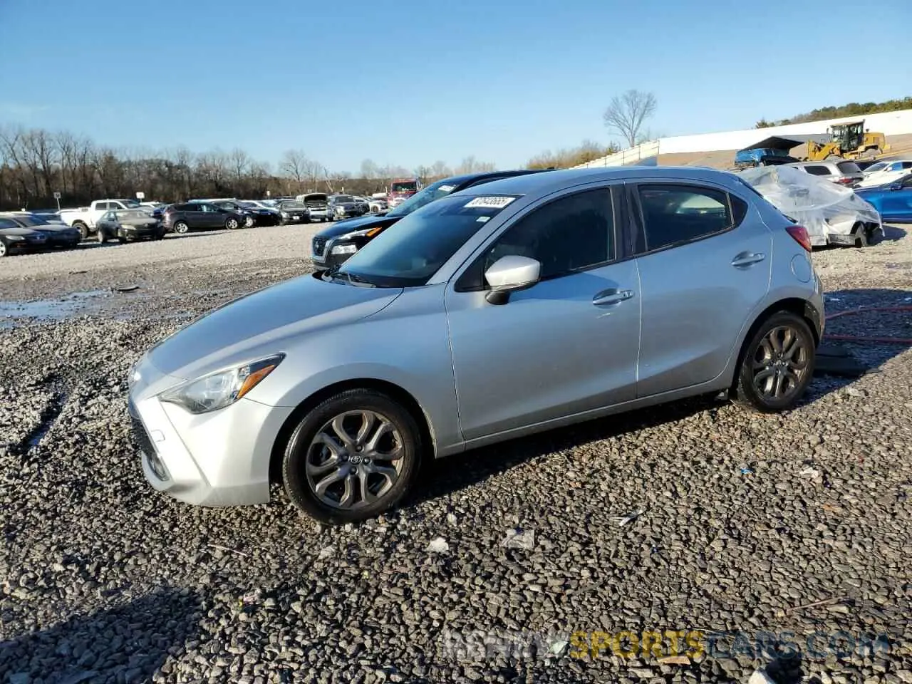 1 Фотография поврежденного автомобиля 3MYDLBJV6LY701507 TOYOTA YARIS 2020