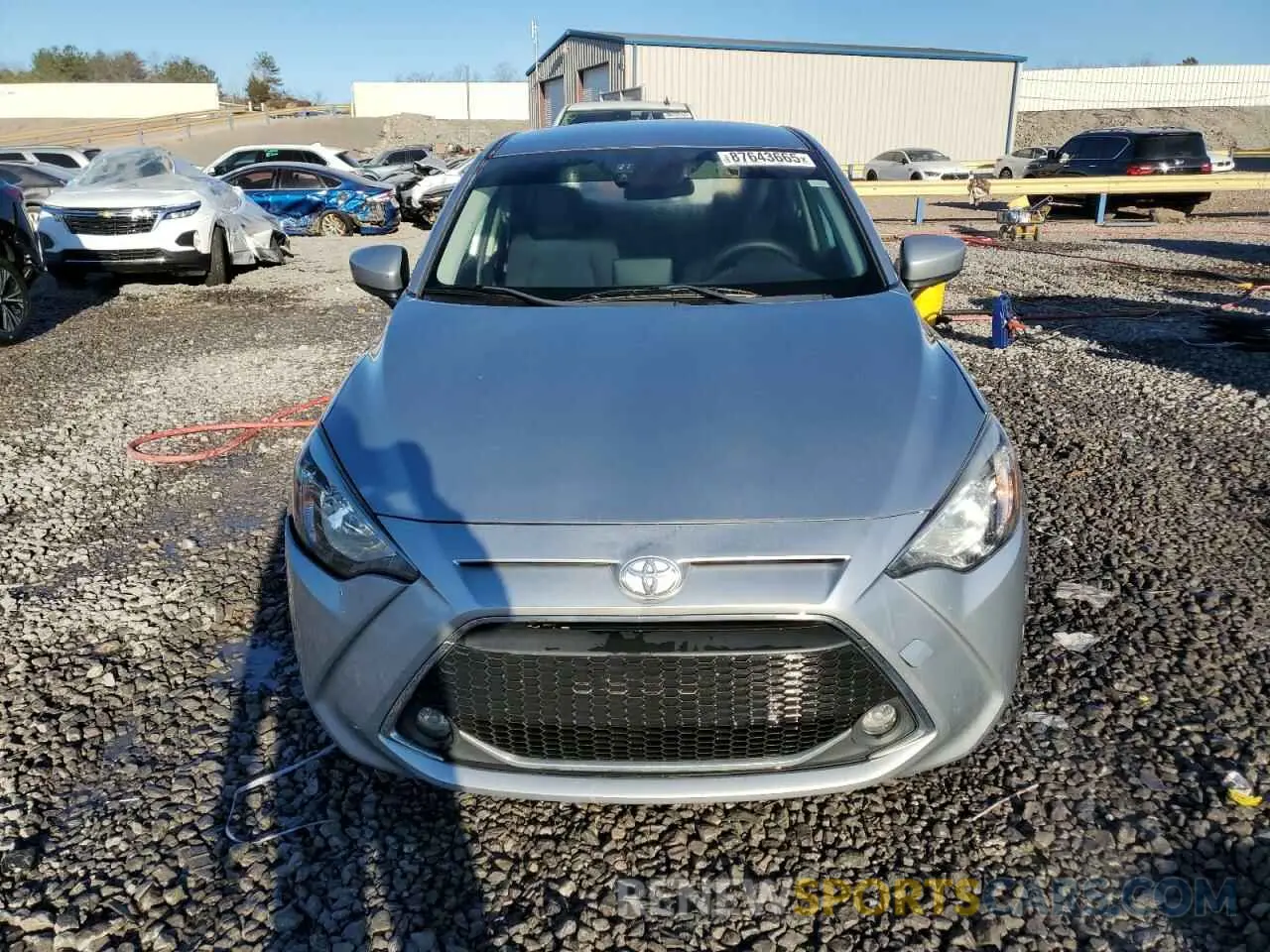 5 Фотография поврежденного автомобиля 3MYDLBJV6LY701507 TOYOTA YARIS 2020