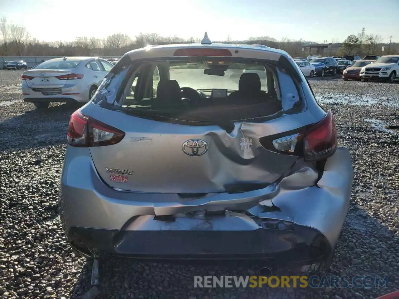 6 Фотография поврежденного автомобиля 3MYDLBJV6LY701507 TOYOTA YARIS 2020