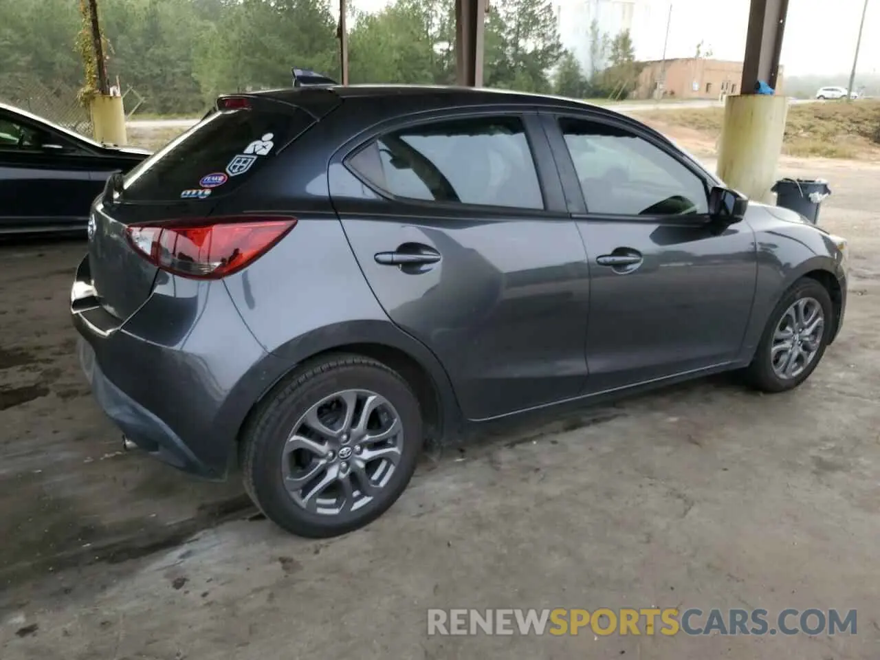 3 Фотография поврежденного автомобиля 3MYDLBJV7LY708076 TOYOTA YARIS 2020