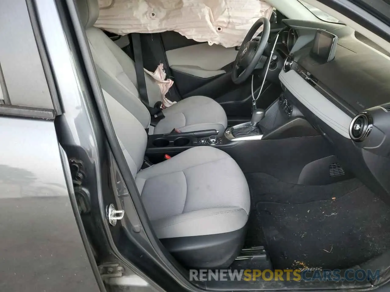 7 Фотография поврежденного автомобиля 3MYDLBJV7LY708076 TOYOTA YARIS 2020