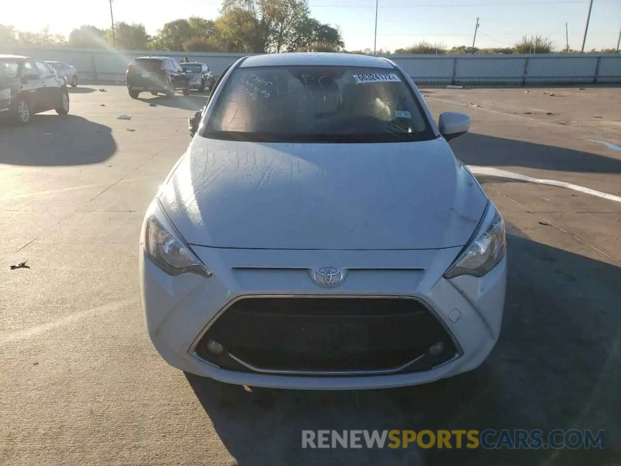 5 Photograph of a damaged car 3MYDLBJV9LY716065 TOYOTA YARIS 2020