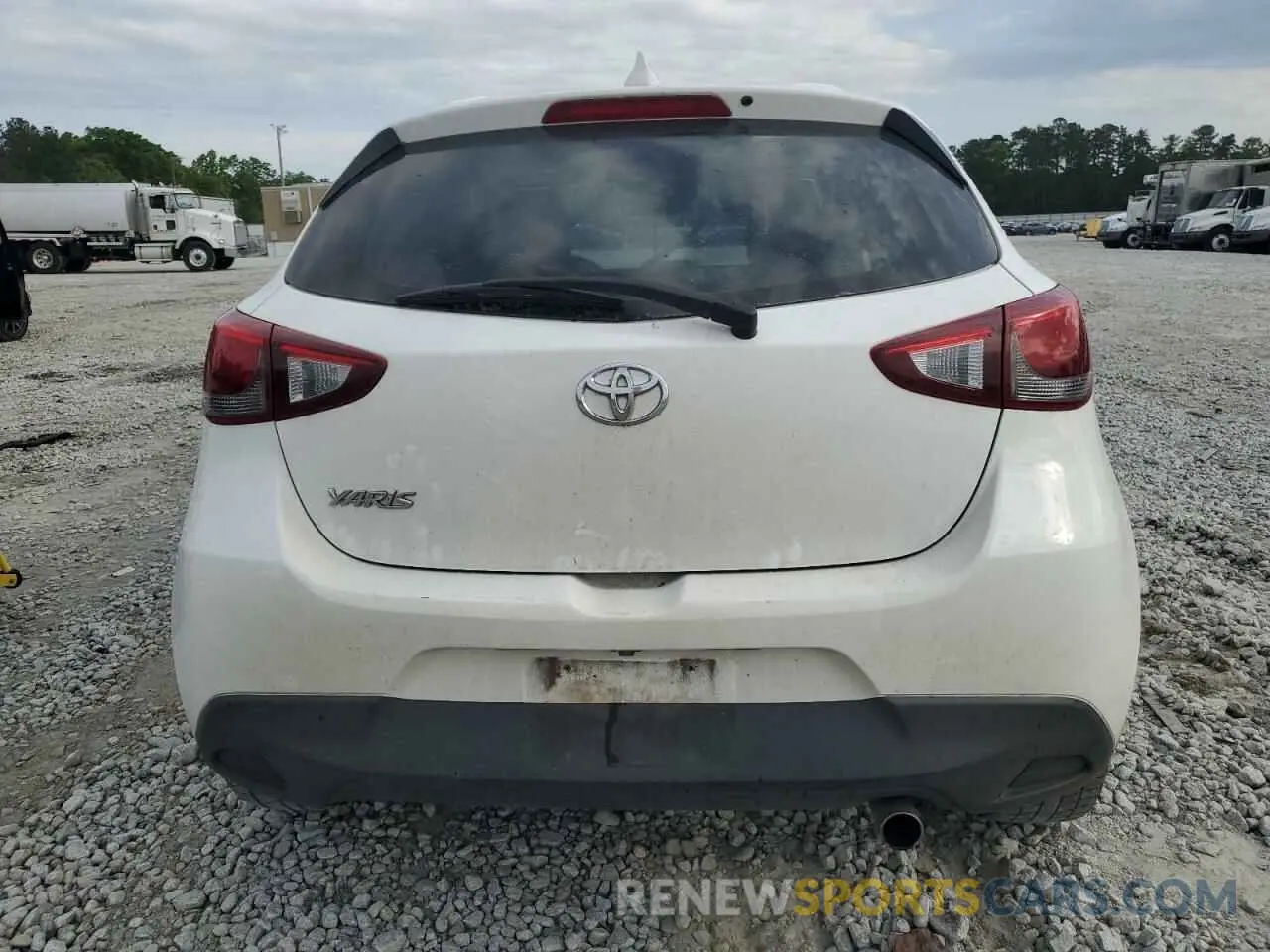 6 Photograph of a damaged car 3MYDLBJVXLY700151 TOYOTA YARIS 2020