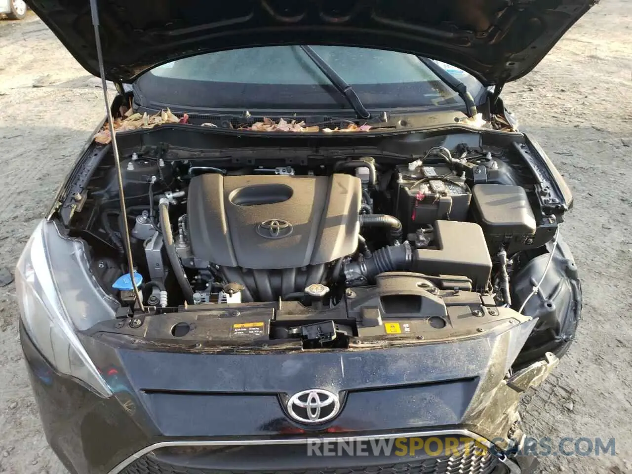 7 Photograph of a damaged car 3MYDLBYV2LY714728 TOYOTA YARIS 2020