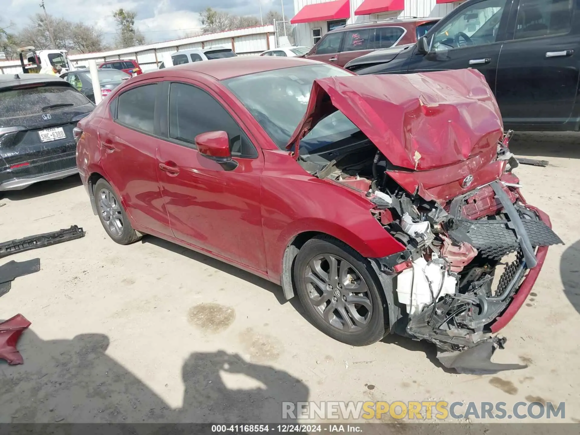 1 Фотография поврежденного автомобиля 3MYDLBYV8LY709890 TOYOTA YARIS 2020