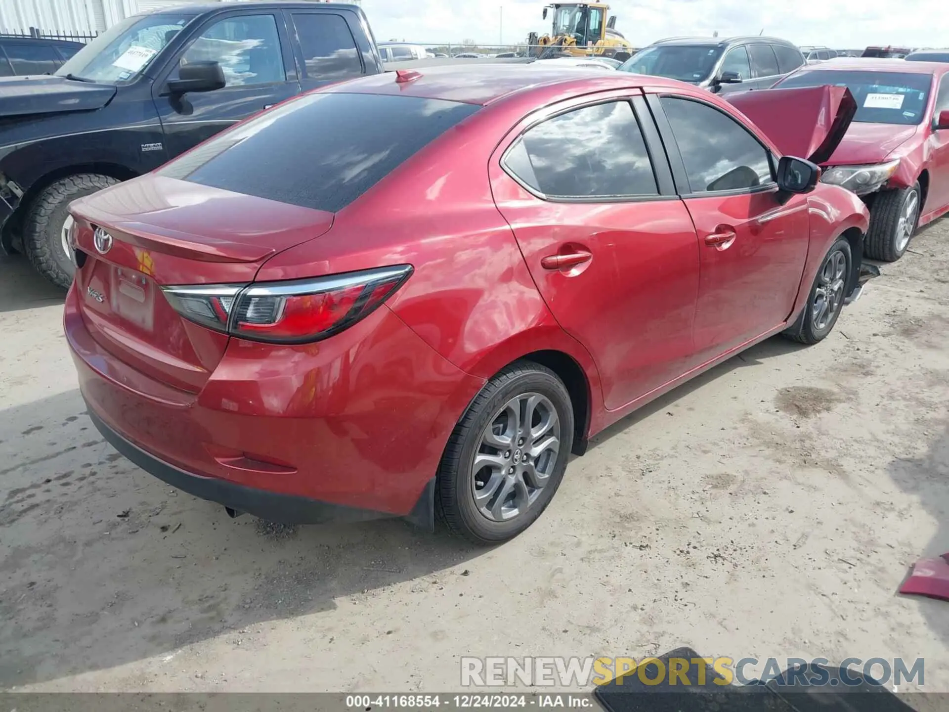 4 Фотография поврежденного автомобиля 3MYDLBYV8LY709890 TOYOTA YARIS 2020