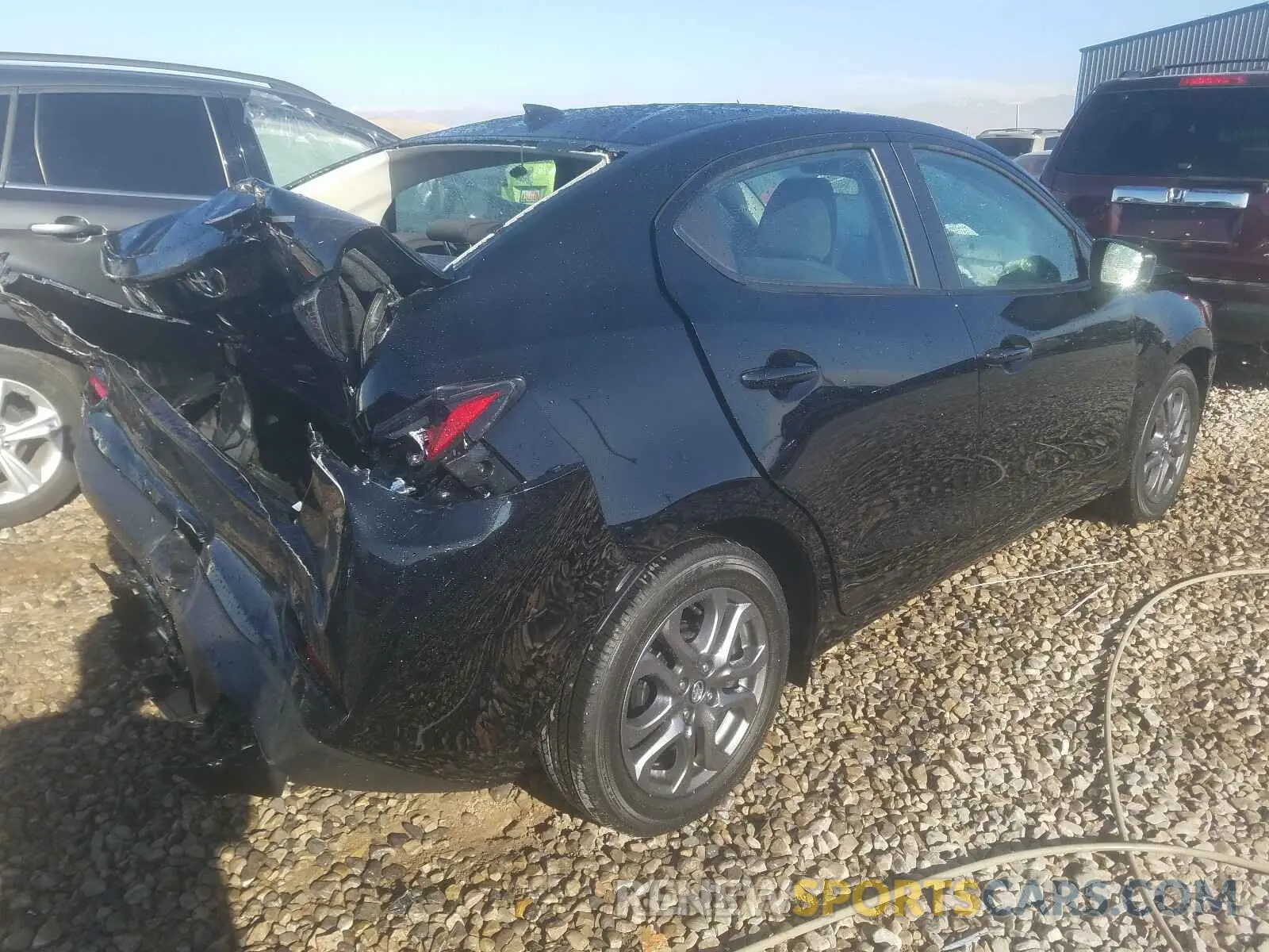 4 Photograph of a damaged car 3MYDLBYV8LY716497 TOYOTA YARIS 2020