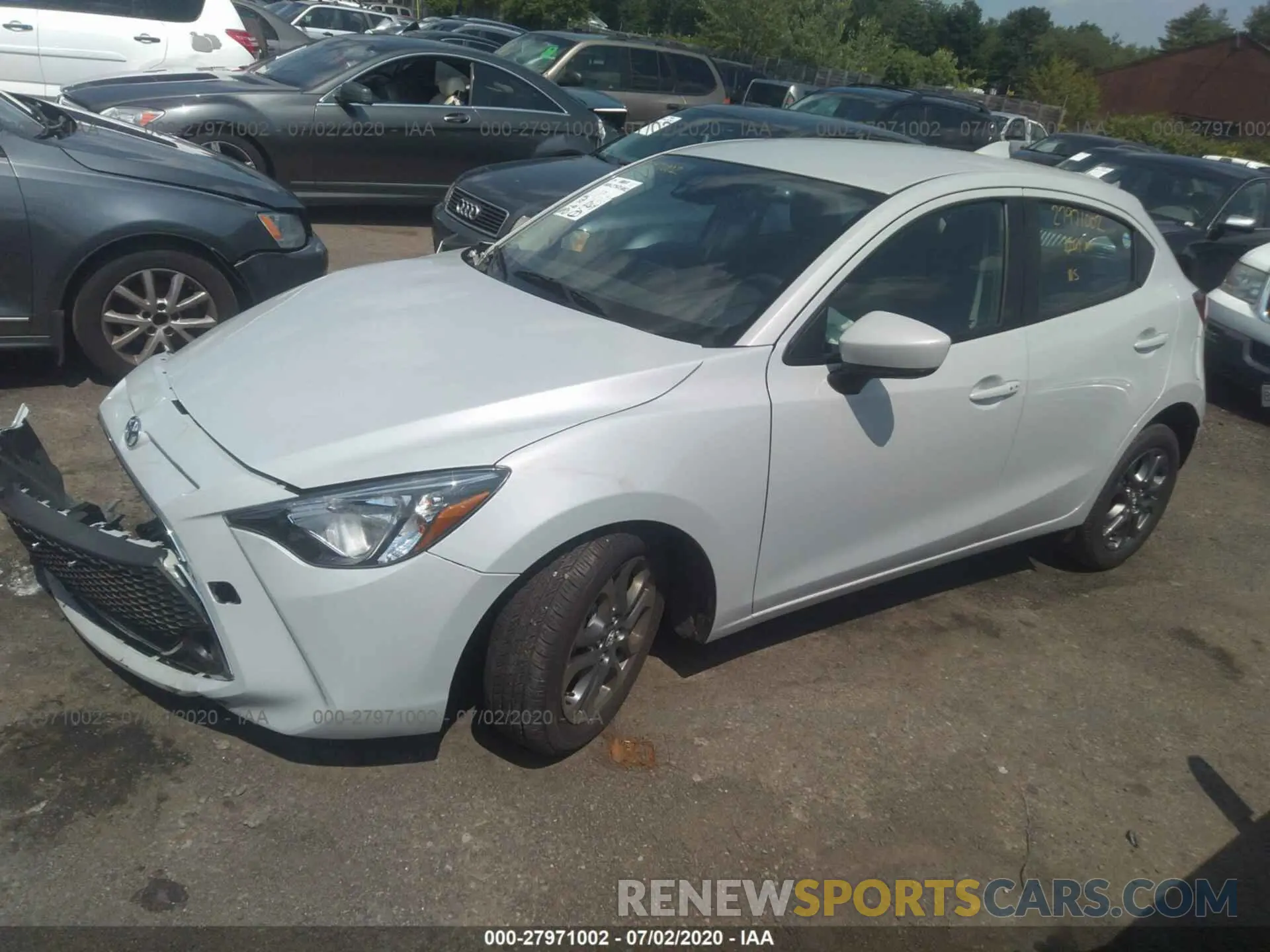 2 Photograph of a damaged car 3MYDLBJV8LY710600 TOYOTA YARIS HATCHBACK 2020