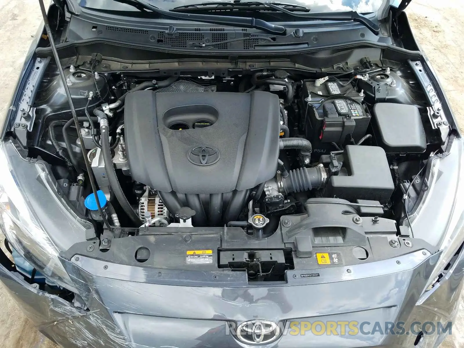 7 Photograph of a damaged car 3MYDLBJV3LY703327 TOYOTA YARIS LE 2020