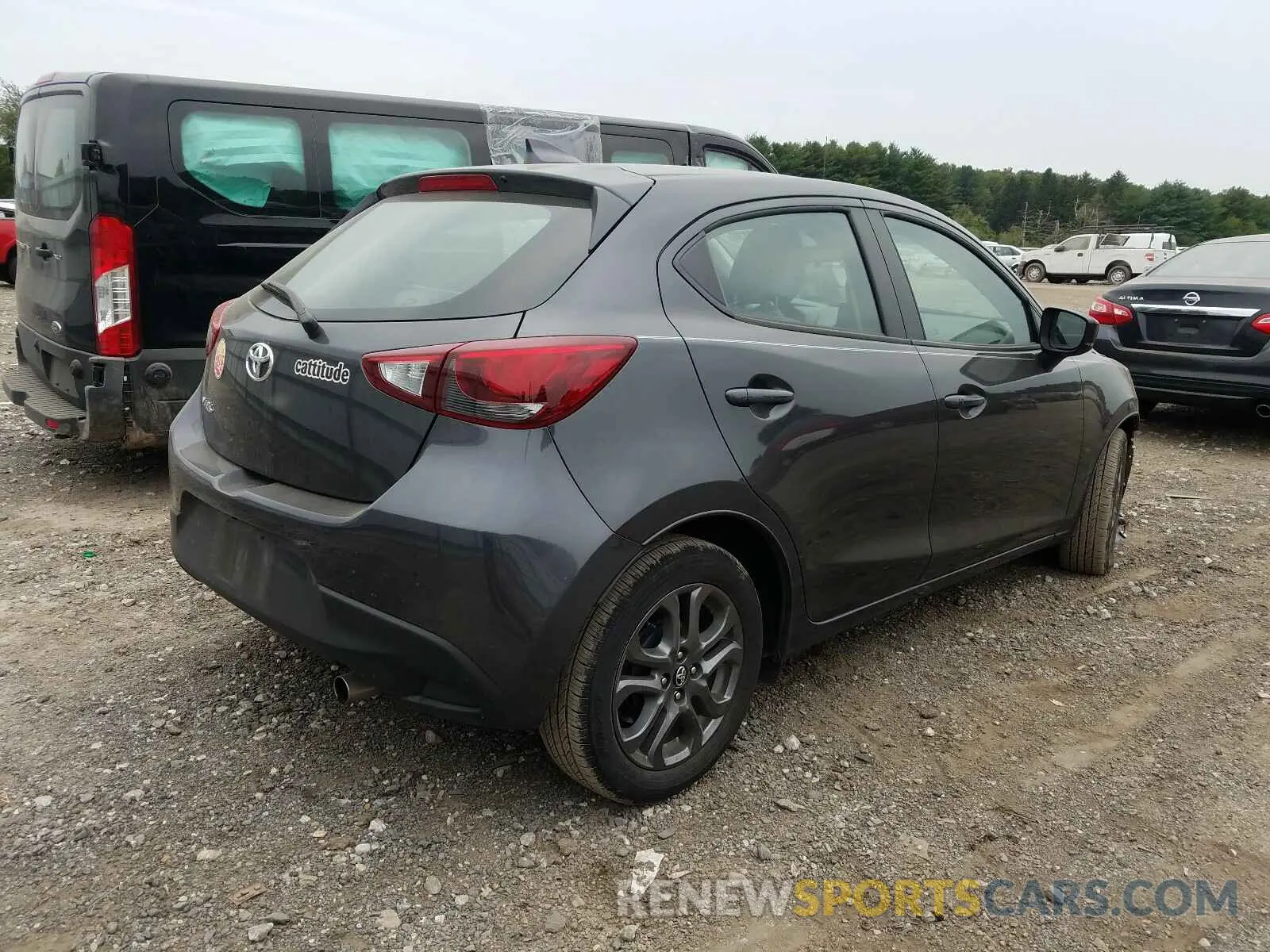 4 Photograph of a damaged car 3MYDLBJV6LY700714 TOYOTA YARIS LE 2020