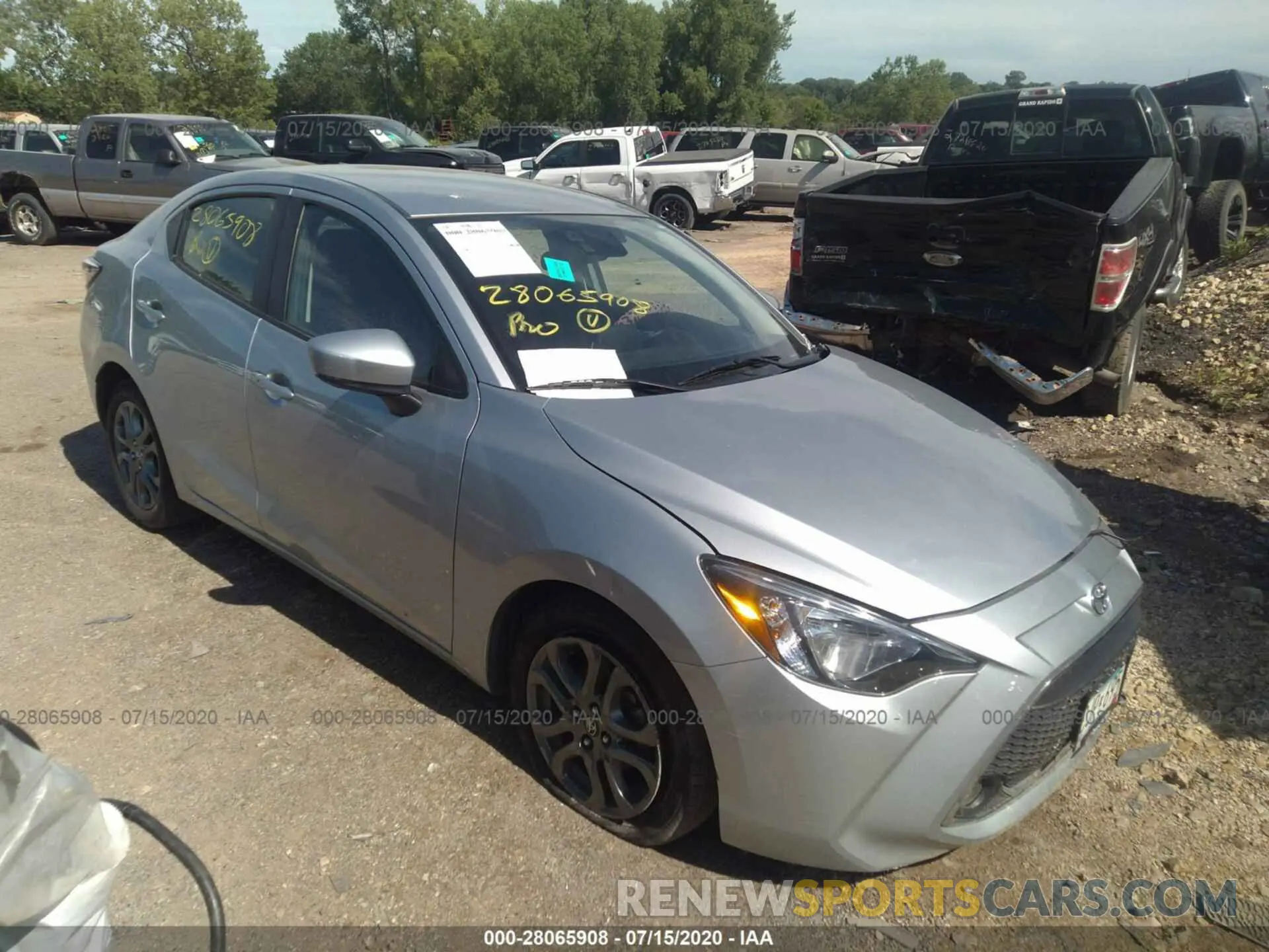 1 Photograph of a damaged car 3MYDLBYV0KY525008 TOYOTA YARIS SEDAN 2019