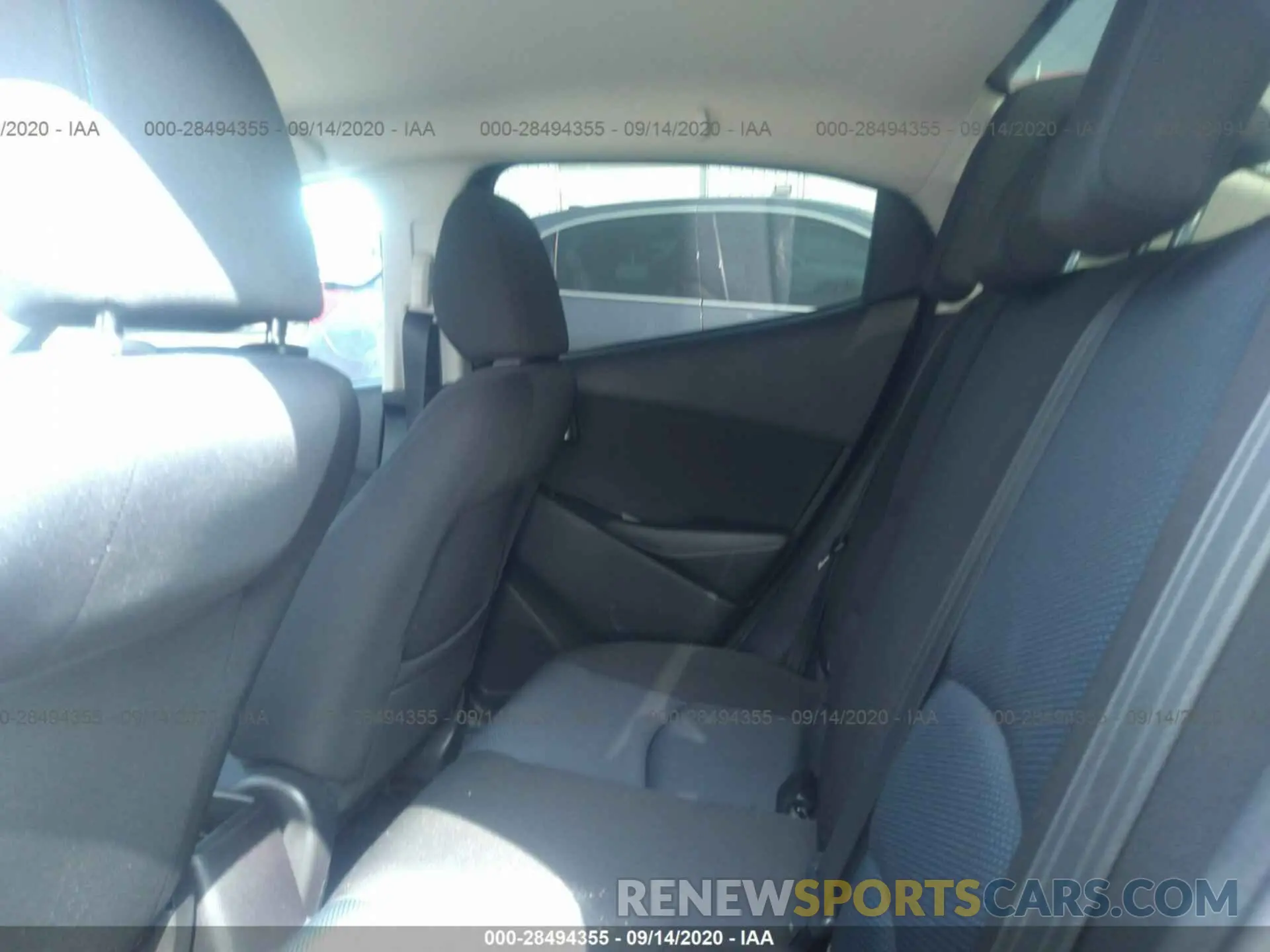 8 Photograph of a damaged car 3MYDLBYV1KY502109 TOYOTA YARIS SEDAN 2019