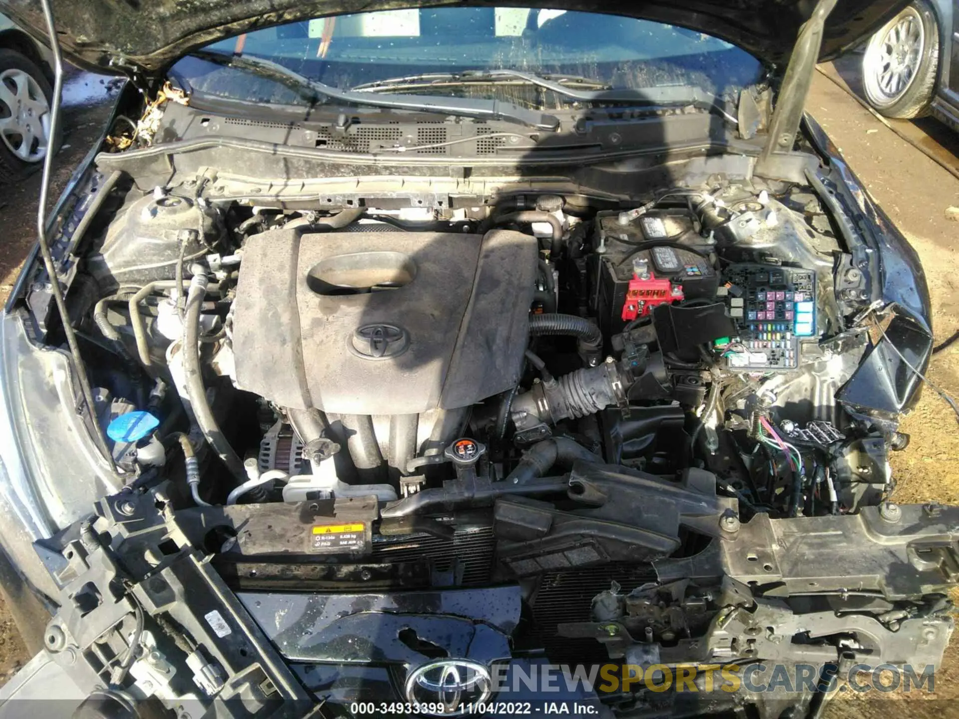 10 Photograph of a damaged car 3MYDLBYV9KY518056 TOYOTA YARIS SEDAN 2019