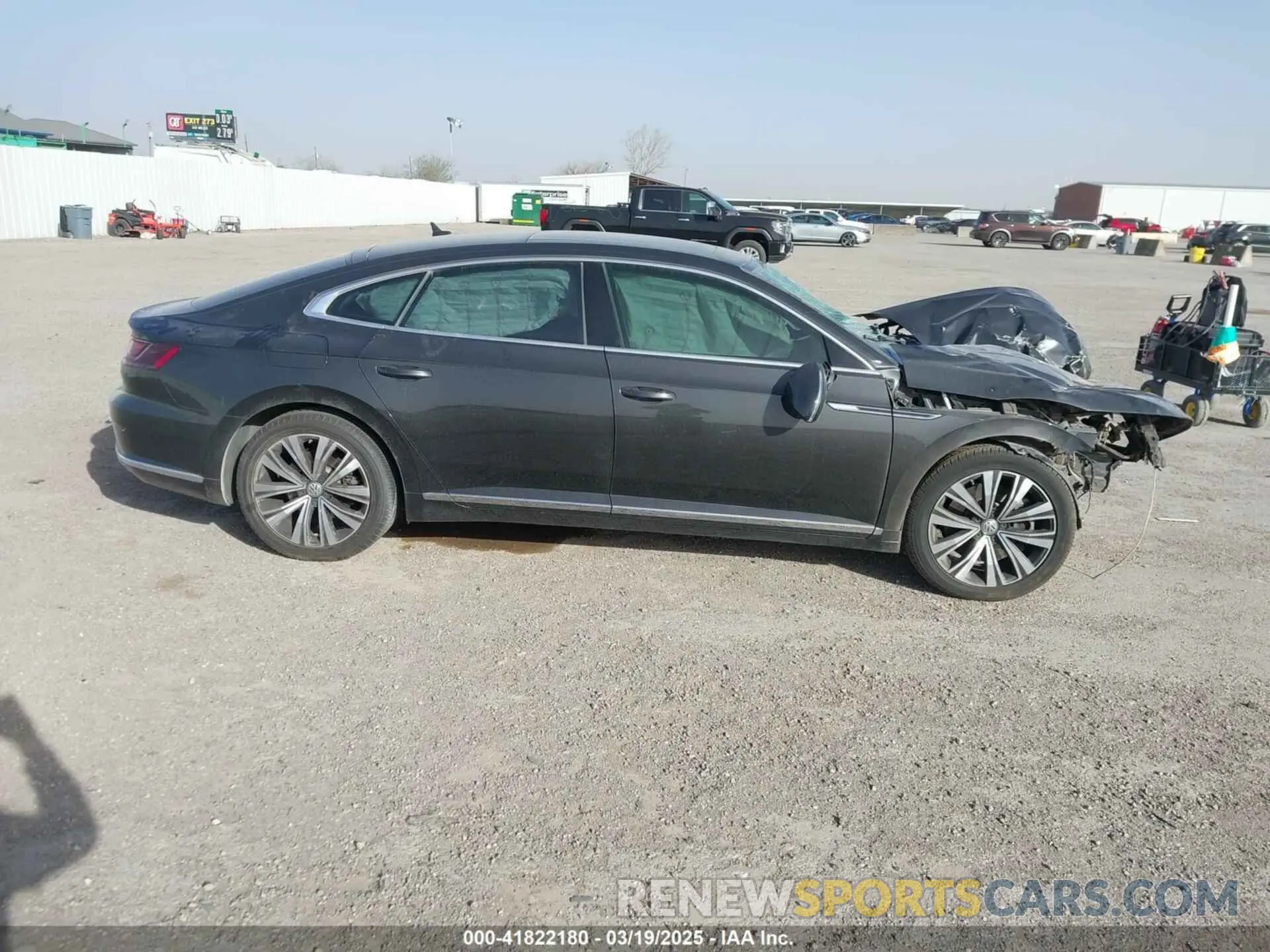 13 Photograph of a damaged car WVWDR7AN5LE014820 VOLKSWAGEN ARTEON 2020