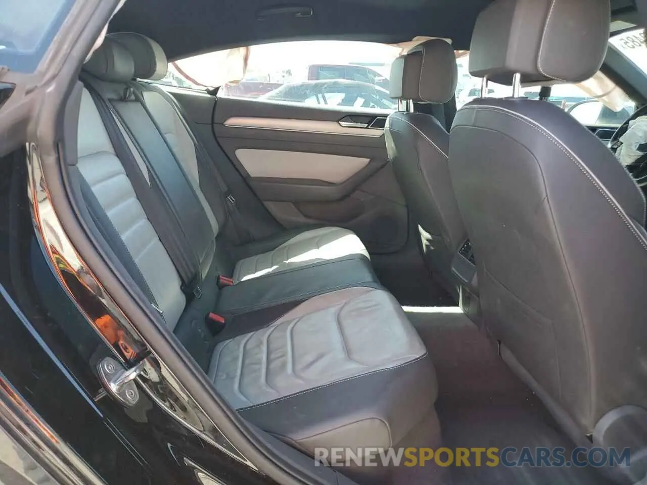 11 Photograph of a damaged car WVWHR7AN5LE015631 VOLKSWAGEN ARTEON 2020