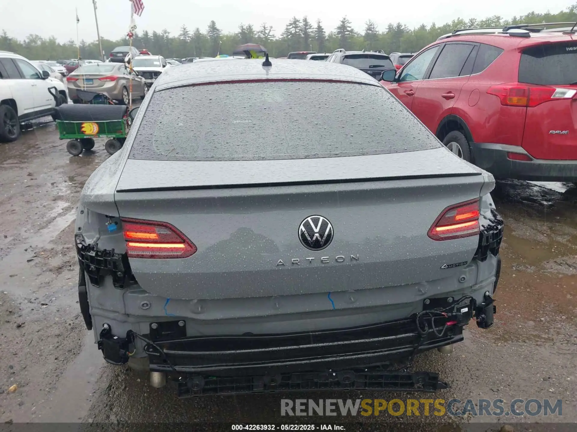 17 Photograph of a damaged car WVWAR7AN4NE012093 VOLKSWAGEN ARTEON 2022
