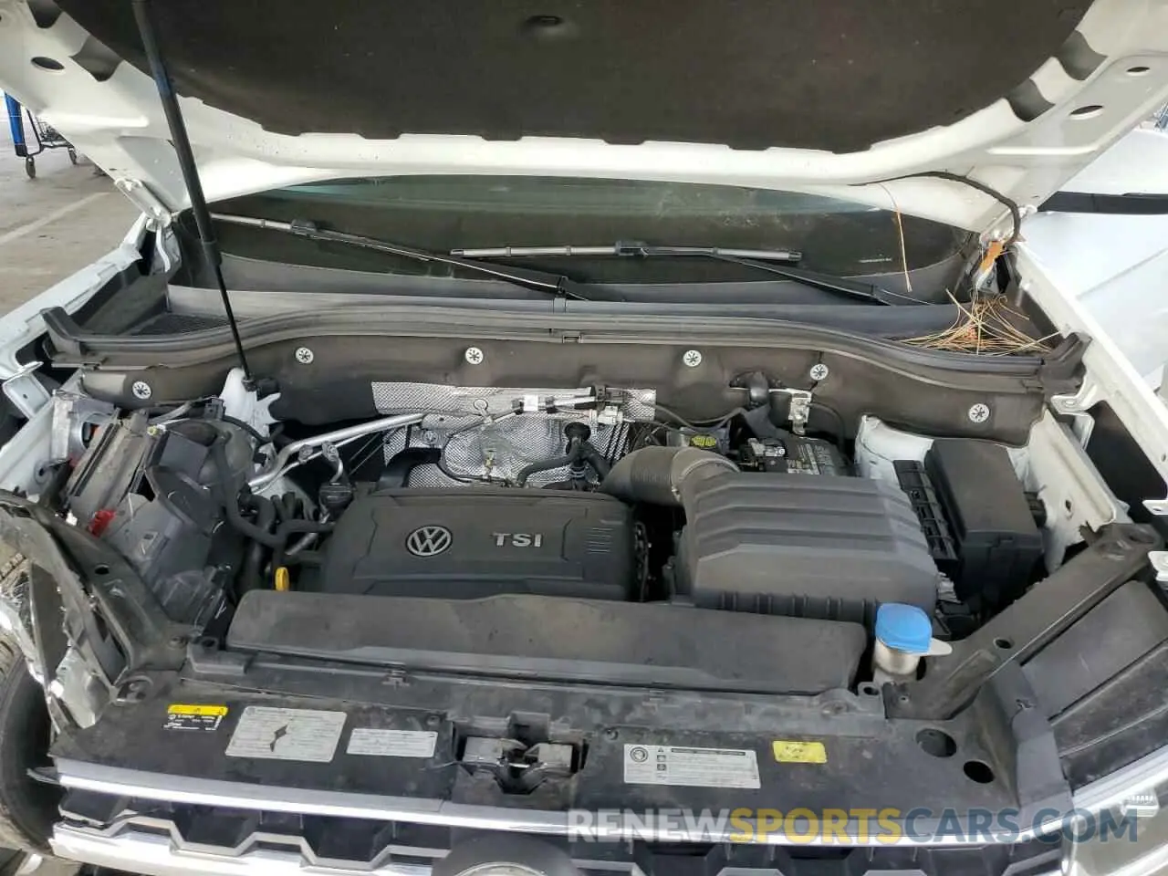 11 Photograph of a damaged car 1V2AP2CA3KC571966 VOLKSWAGEN ATLAS 2019