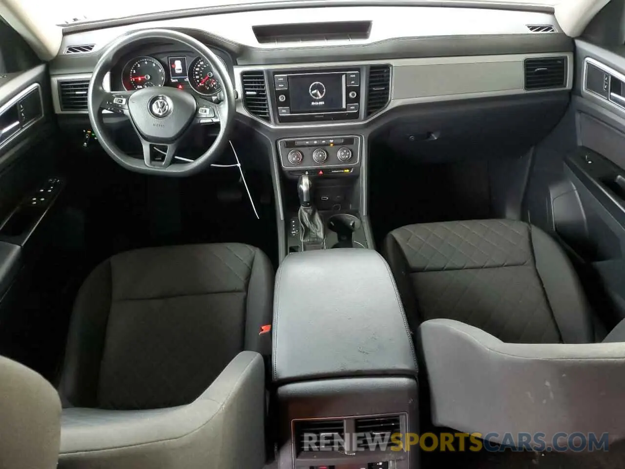 8 Photograph of a damaged car 1V2AP2CA3KC571966 VOLKSWAGEN ATLAS 2019