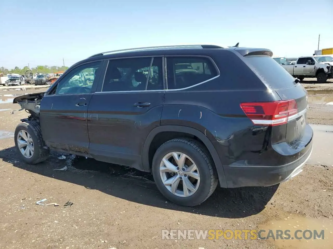 2 Photograph of a damaged car 1V2AP2CA9KC606672 VOLKSWAGEN ATLAS 2019
