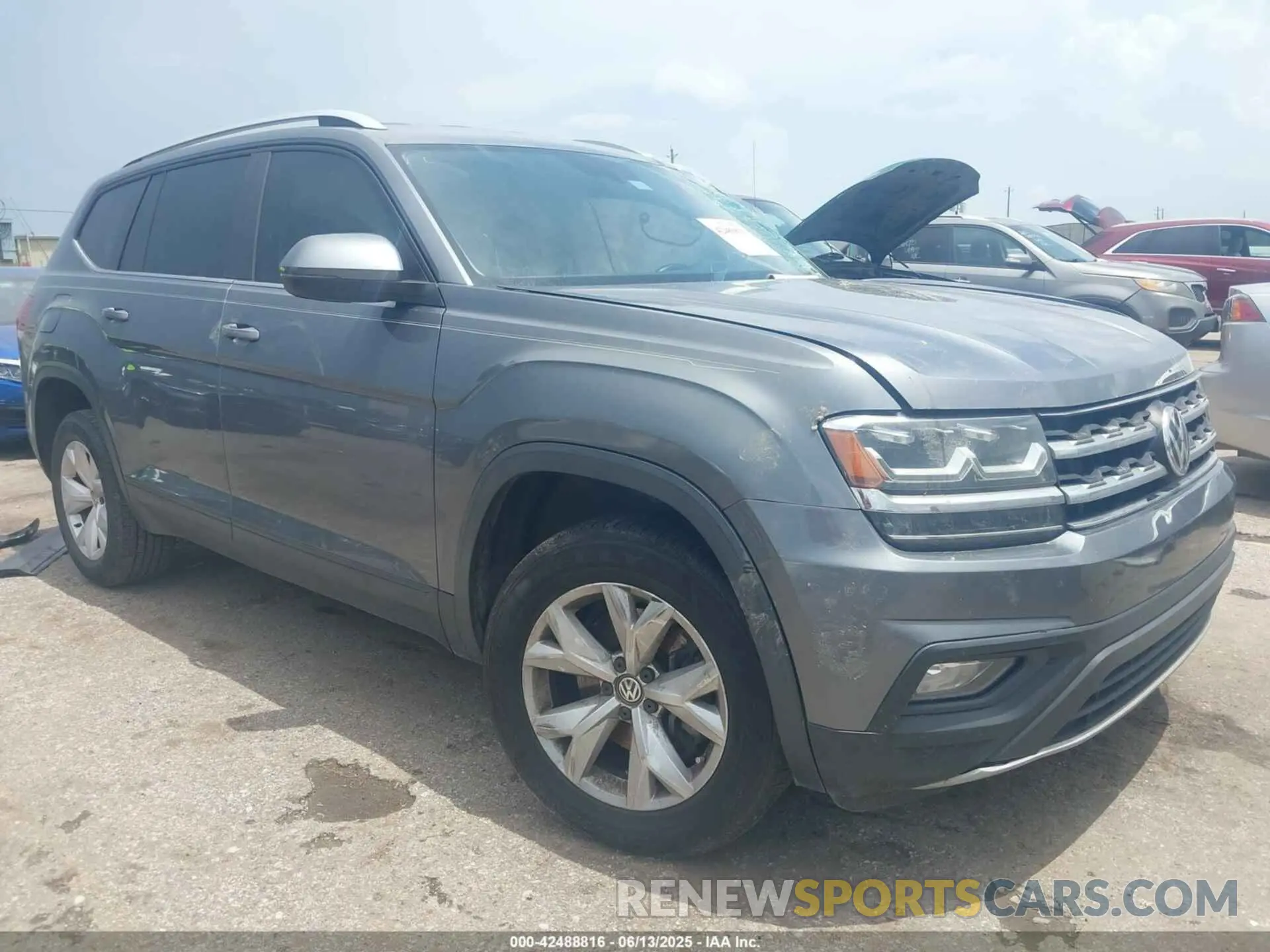 1 Фотография поврежденного автомобиля 1V2DP2CAXKC590446 VOLKSWAGEN ATLAS 2019