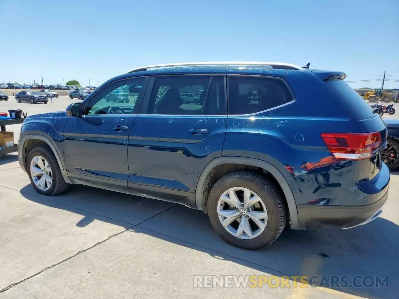 2 Фотография поврежденного автомобиля 1V2DR2CA1KC611405 VOLKSWAGEN ATLAS 2019