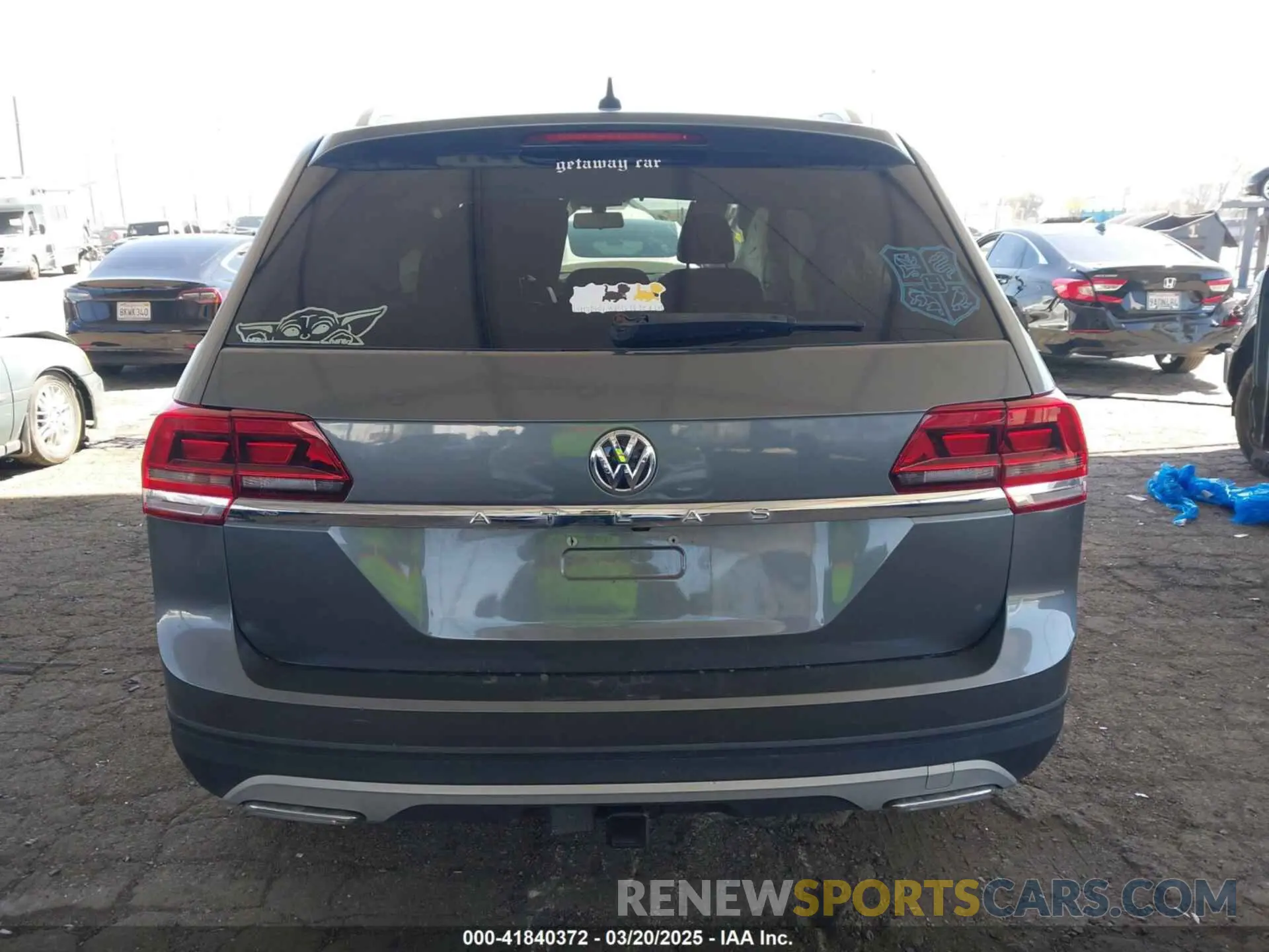 15 Photograph of a damaged car 1V2DR2CA2KC547116 VOLKSWAGEN ATLAS 2019