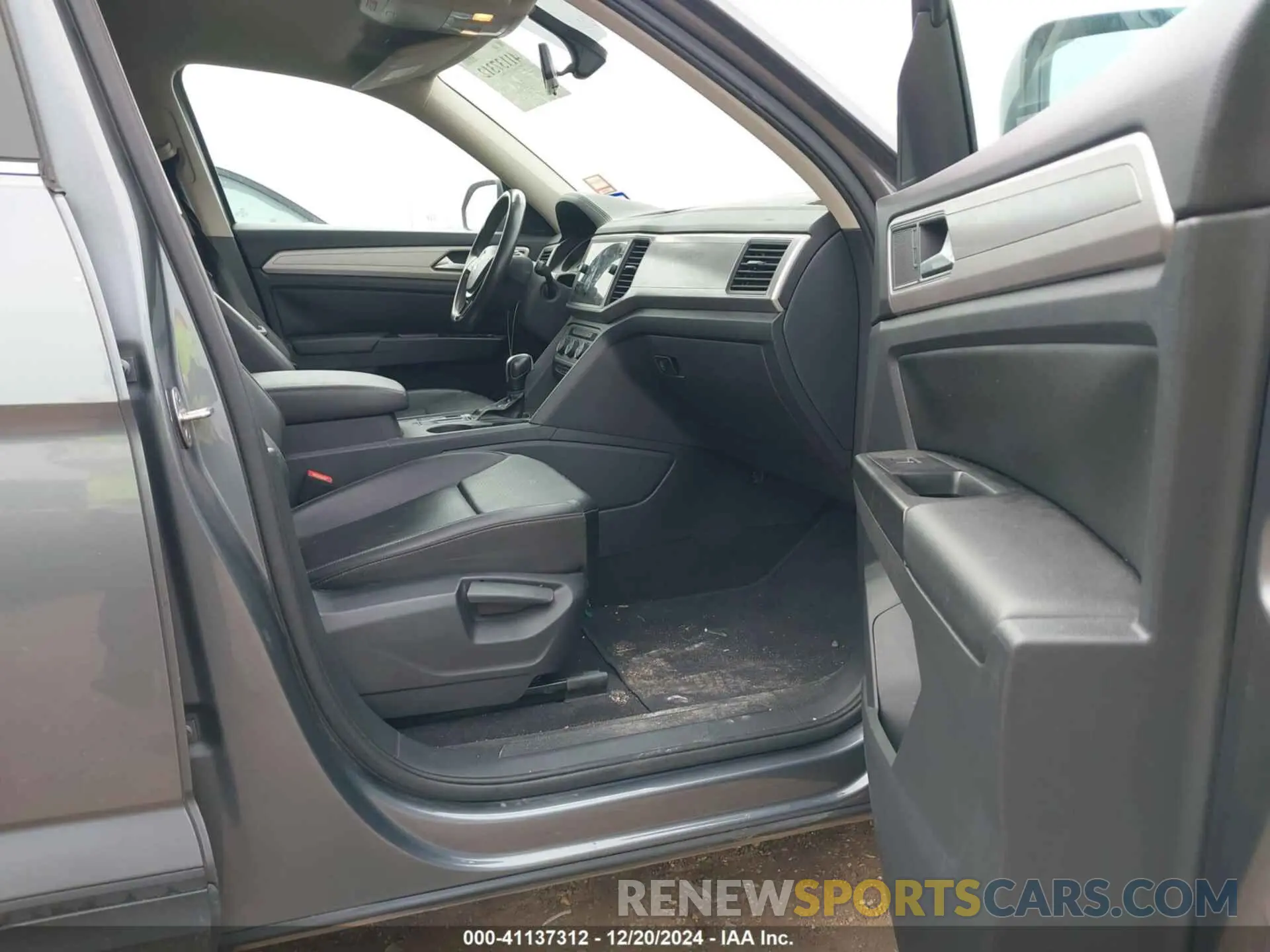 5 Photograph of a damaged car 1V2DR2CAXKC534923 VOLKSWAGEN ATLAS 2019