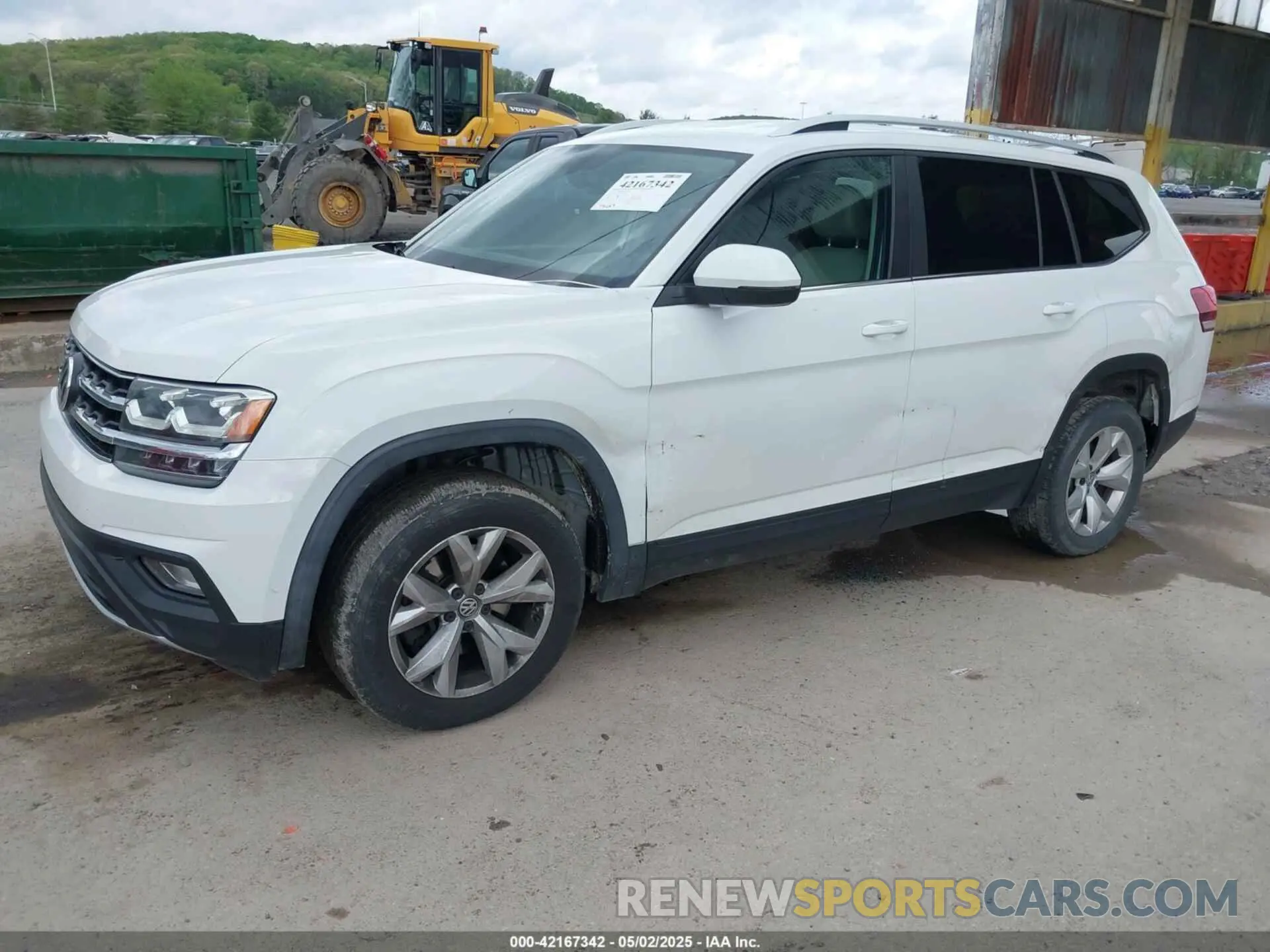 2 Photograph of a damaged car 1V2DR2CAXKC598265 VOLKSWAGEN ATLAS 2019