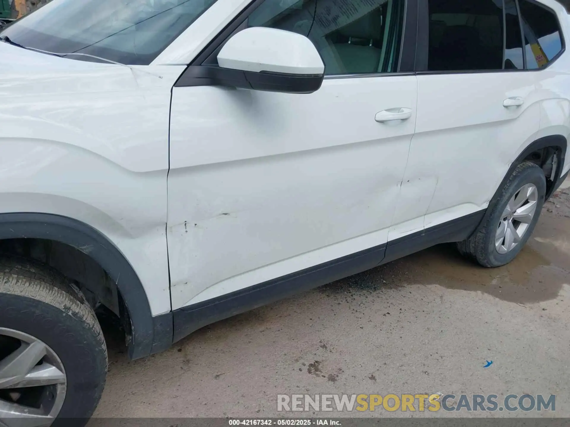 6 Photograph of a damaged car 1V2DR2CAXKC598265 VOLKSWAGEN ATLAS 2019