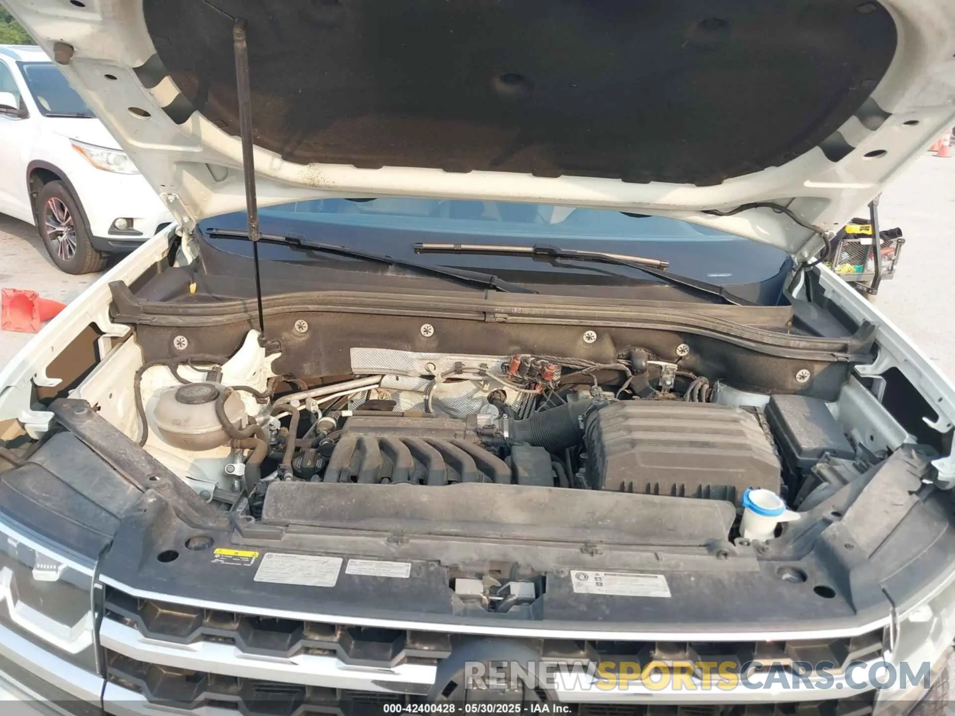 10 Фотография поврежденного автомобиля 1V2ER2CA0KC512305 VOLKSWAGEN ATLAS 2019