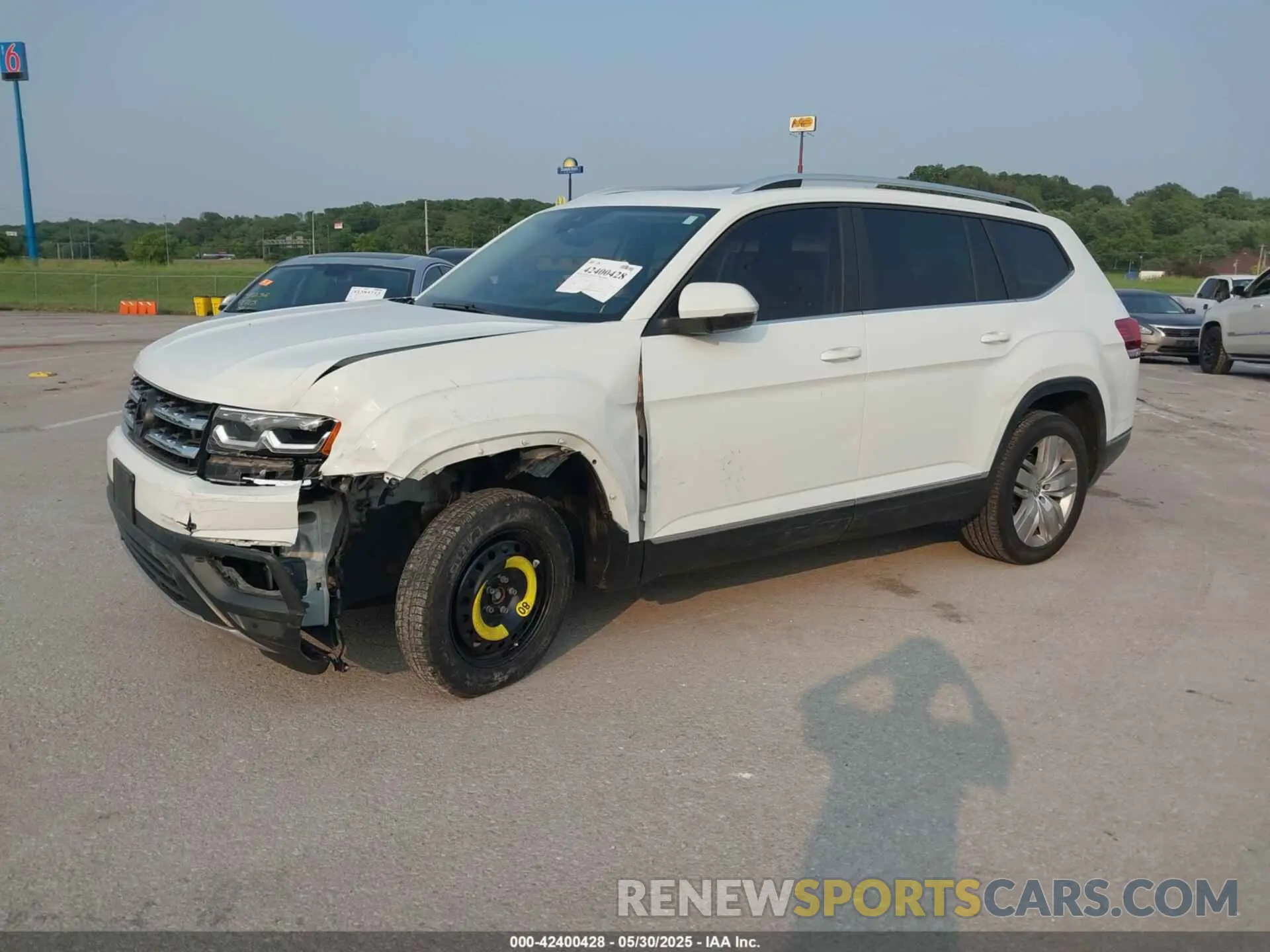 2 Фотография поврежденного автомобиля 1V2ER2CA0KC512305 VOLKSWAGEN ATLAS 2019