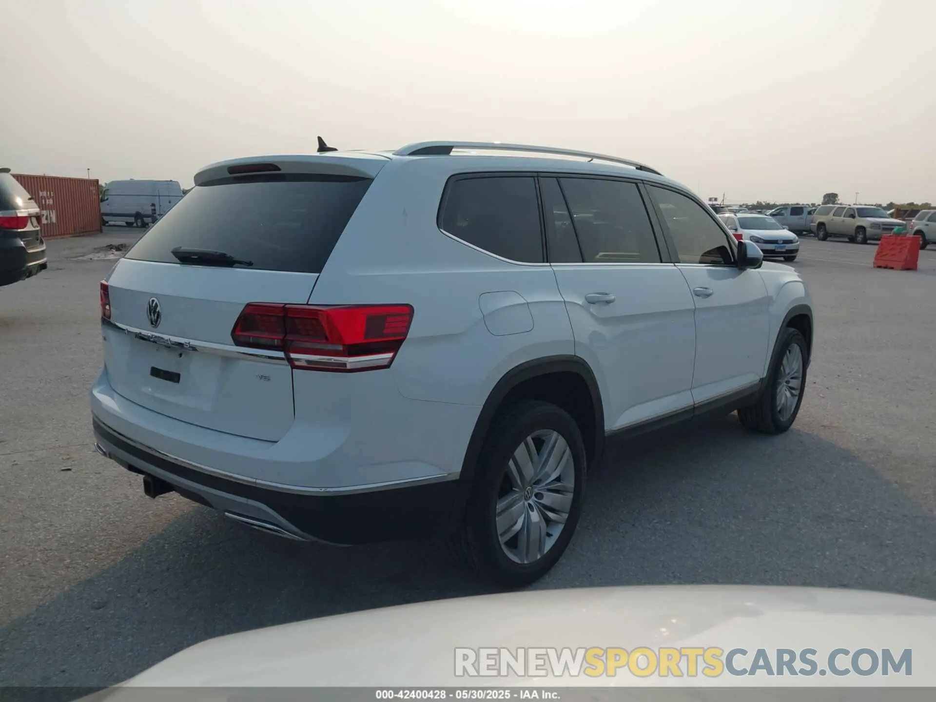 4 Фотография поврежденного автомобиля 1V2ER2CA0KC512305 VOLKSWAGEN ATLAS 2019