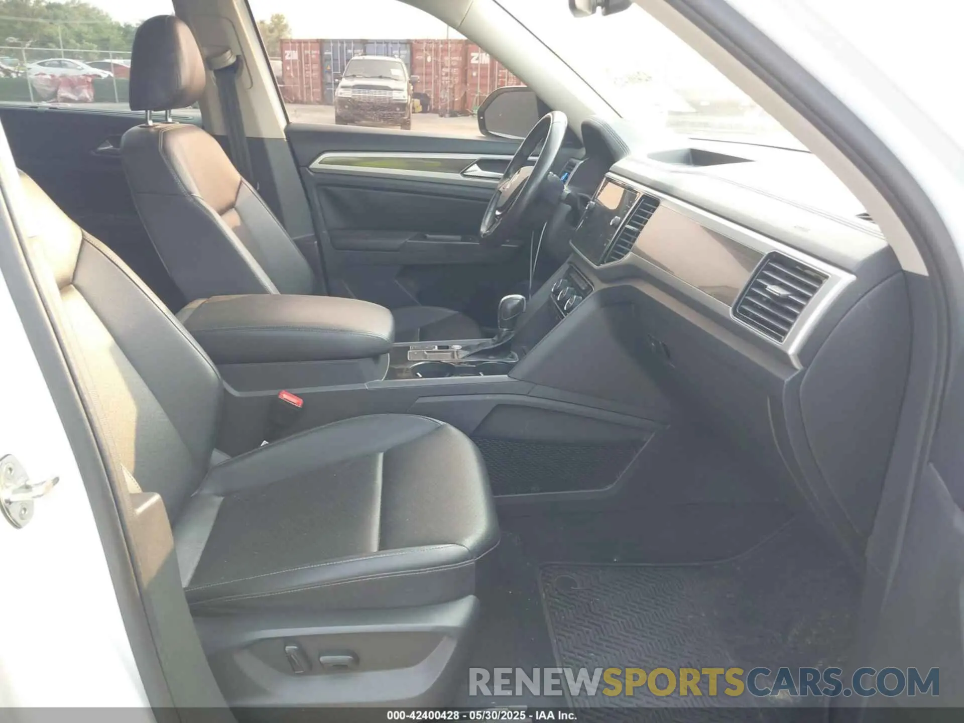 5 Фотография поврежденного автомобиля 1V2ER2CA0KC512305 VOLKSWAGEN ATLAS 2019