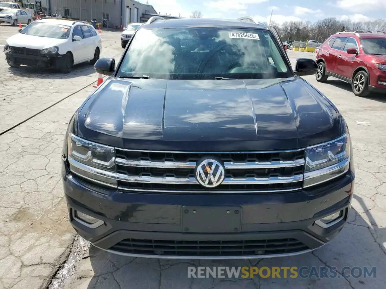 5 Photograph of a damaged car 1V2ER2CA3KC555133 VOLKSWAGEN ATLAS 2019
