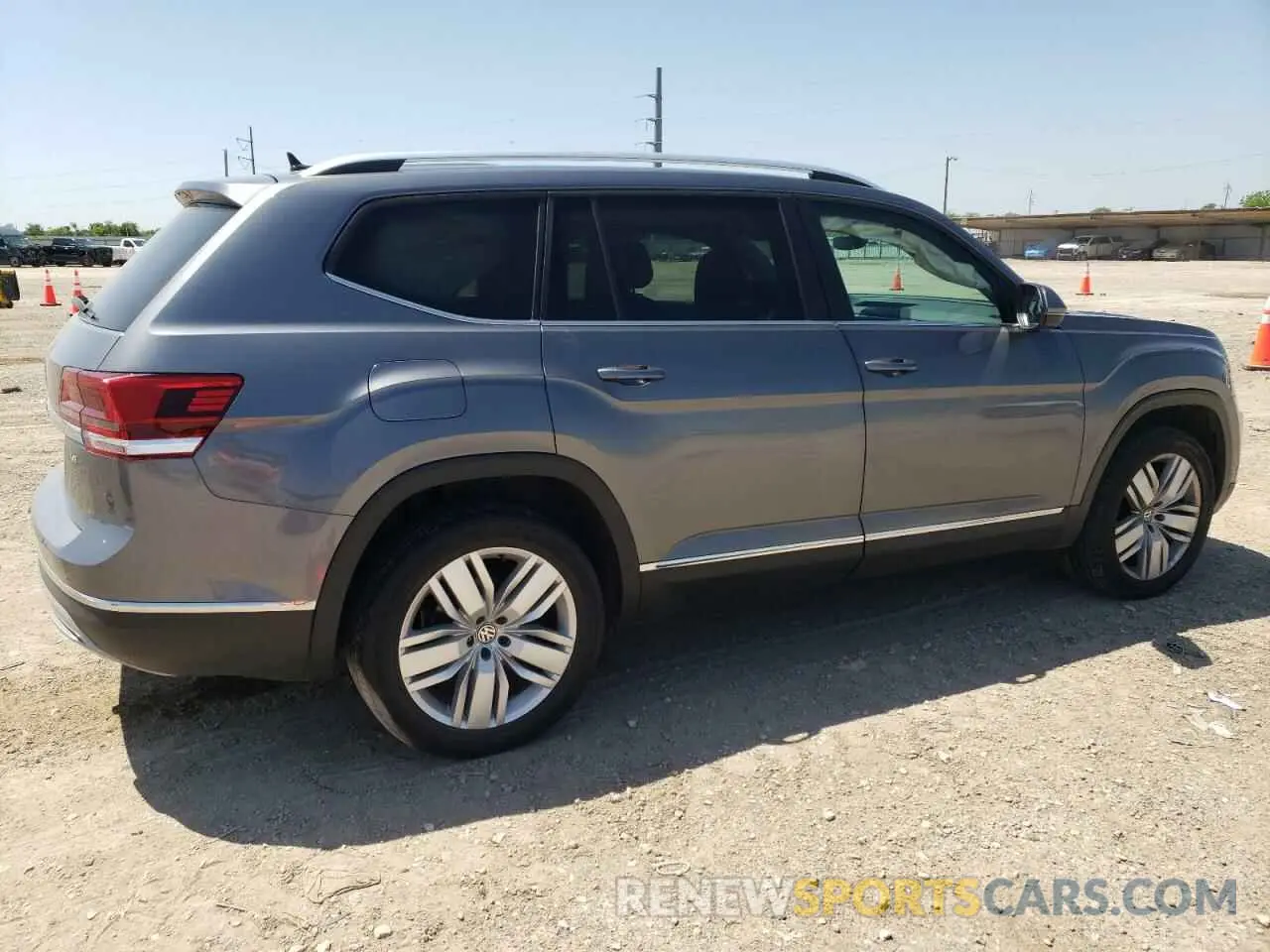 3 Photograph of a damaged car 1V2ER2CA8KC556357 VOLKSWAGEN ATLAS 2019