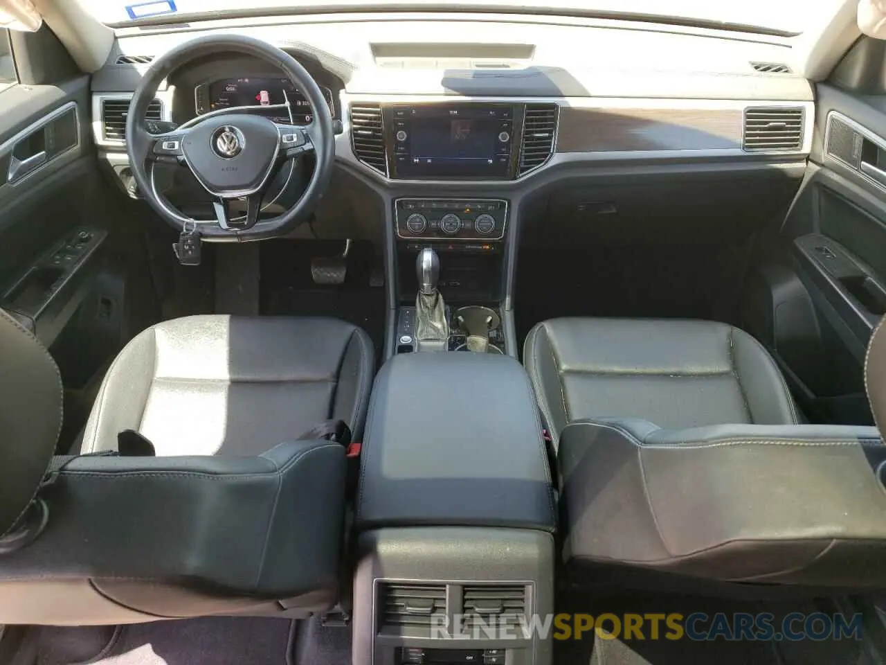 8 Photograph of a damaged car 1V2ER2CA8KC556357 VOLKSWAGEN ATLAS 2019