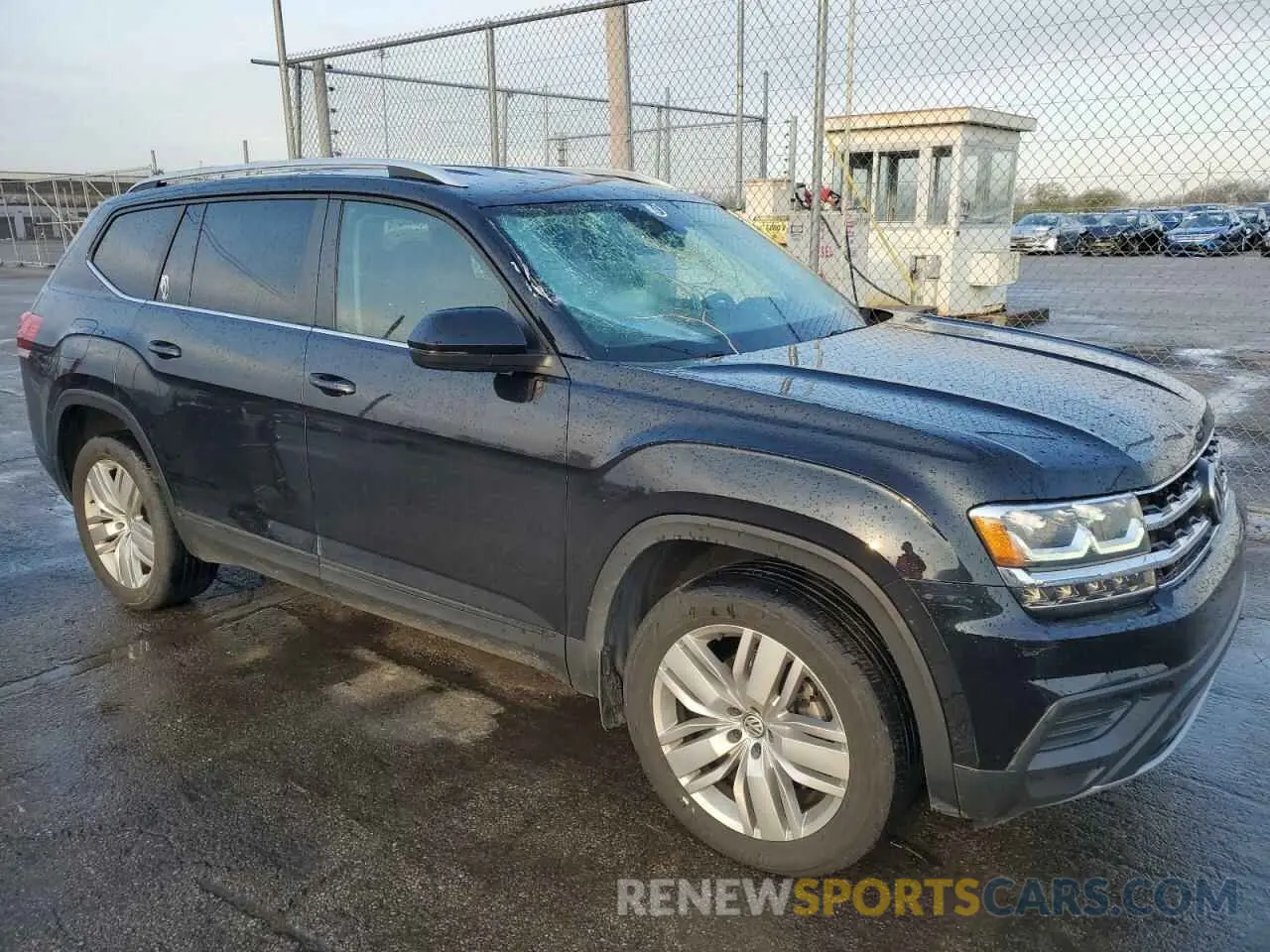 4 Photograph of a damaged car 1V2GR2CA4KC539287 VOLKSWAGEN ATLAS 2019