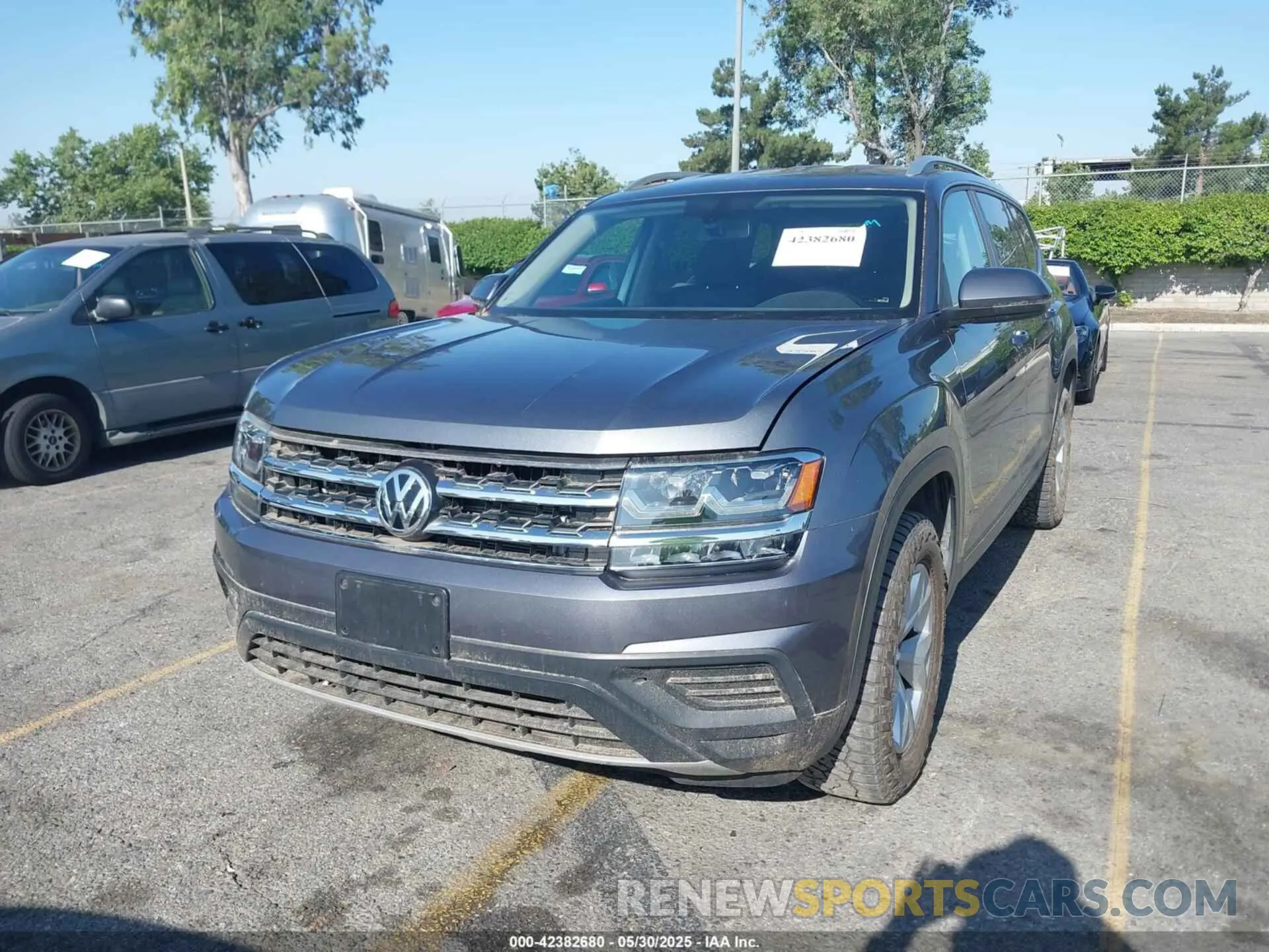 6 Фотография поврежденного автомобиля 1V2GR2CA8KC549501 VOLKSWAGEN ATLAS 2019