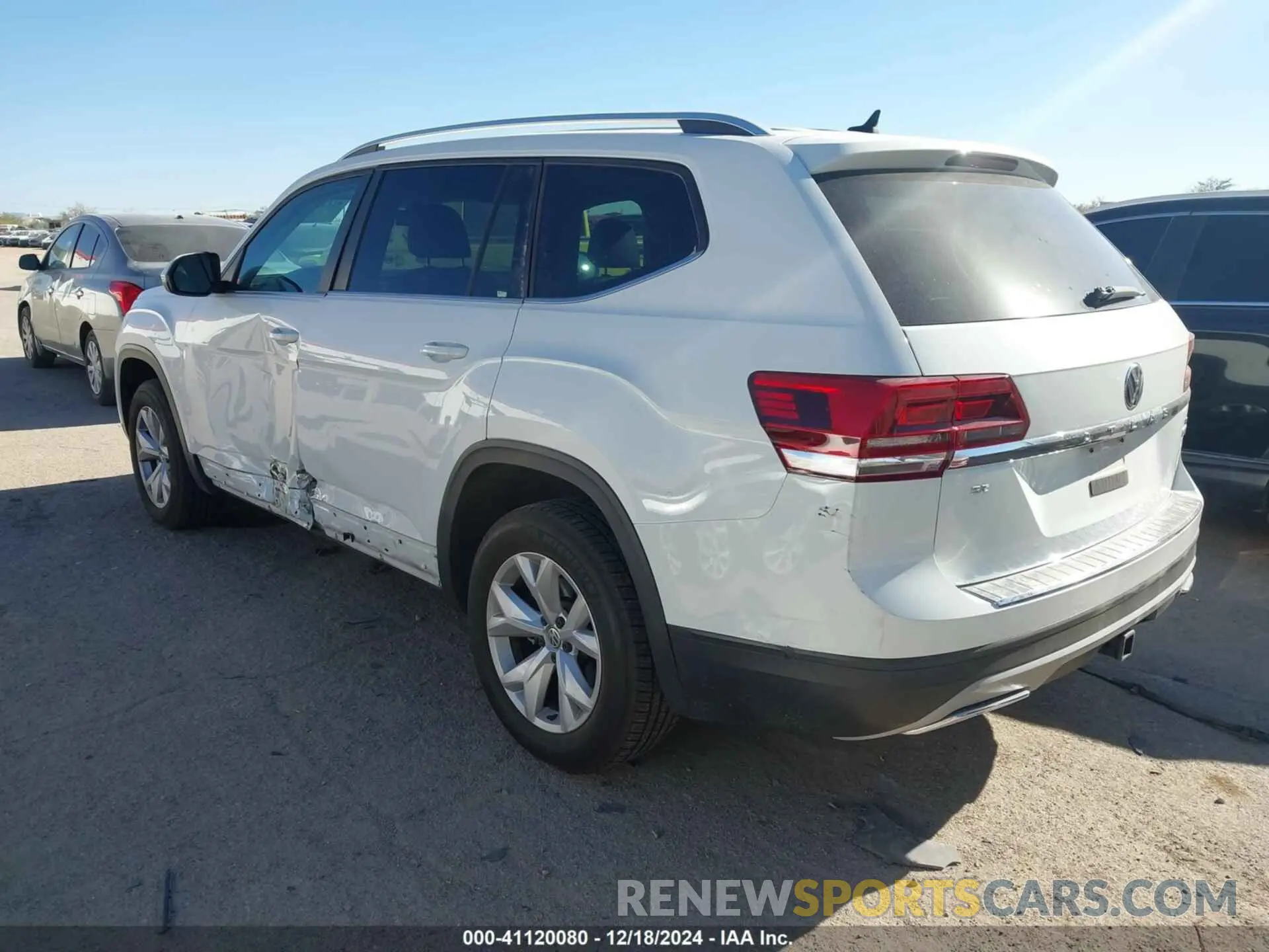 3 Фотография поврежденного автомобиля 1V2LR2CA0KC548163 VOLKSWAGEN ATLAS 2019