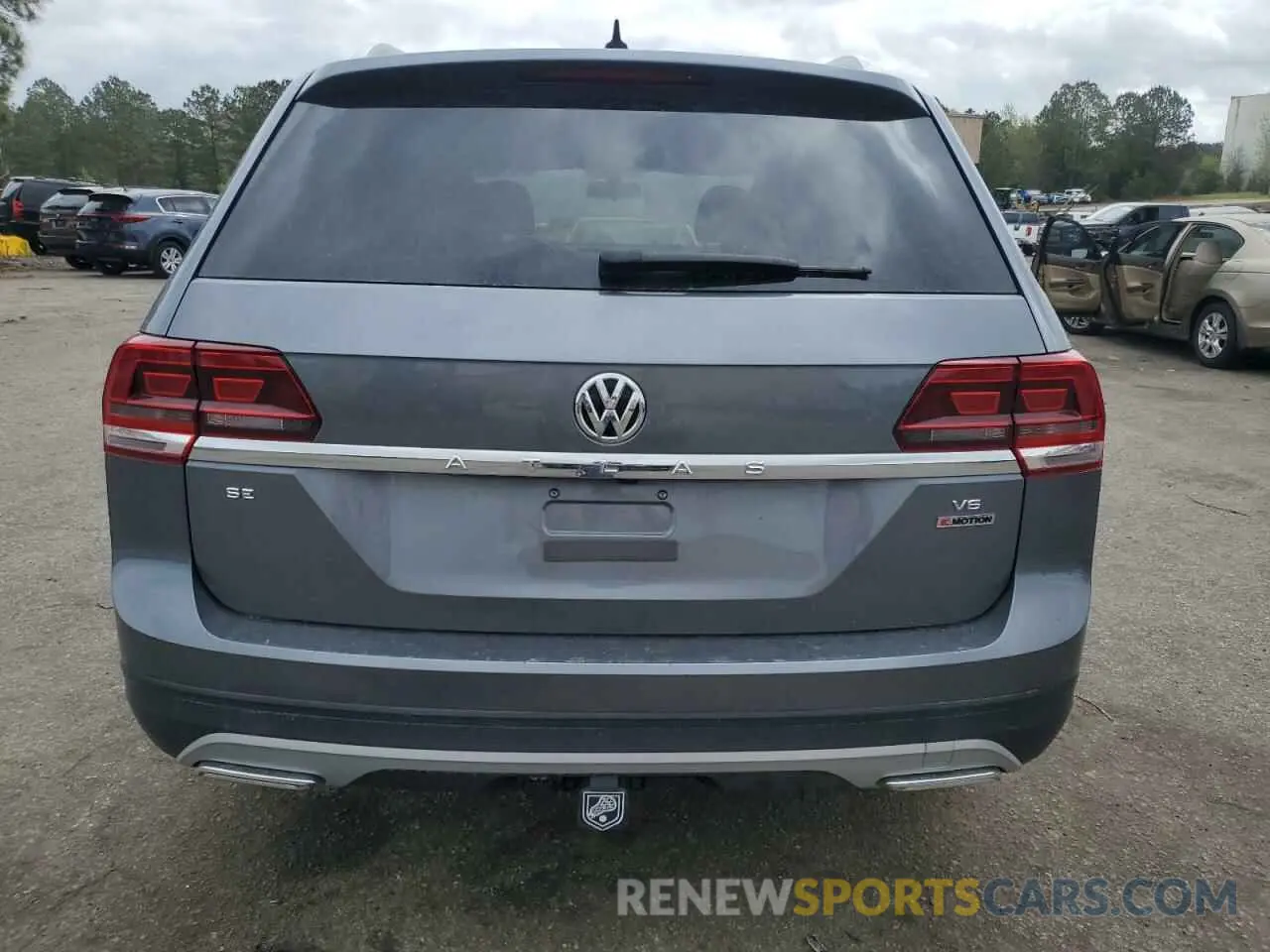 6 Photograph of a damaged car 1V2LR2CA2KC607570 VOLKSWAGEN ATLAS 2019