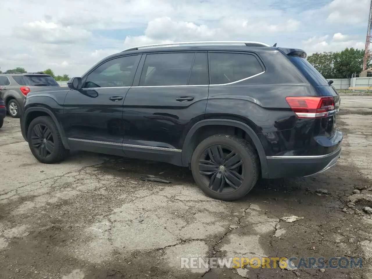 2 Photograph of a damaged car 1V2MR2CA0KC526622 VOLKSWAGEN ATLAS 2019