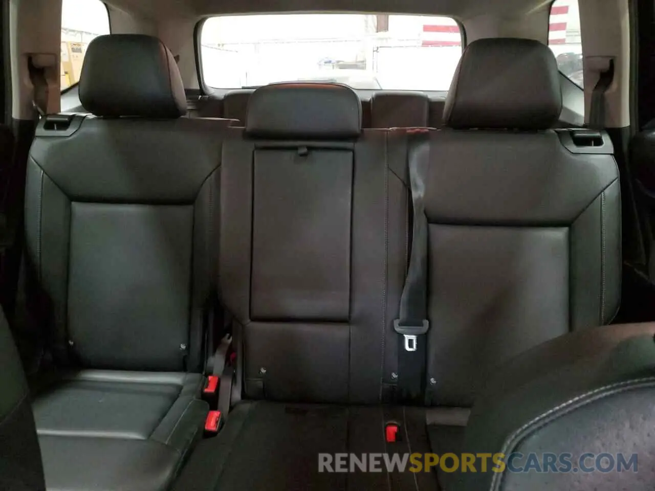 10 Photograph of a damaged car 1V2MR2CA1KC624123 VOLKSWAGEN ATLAS 2019