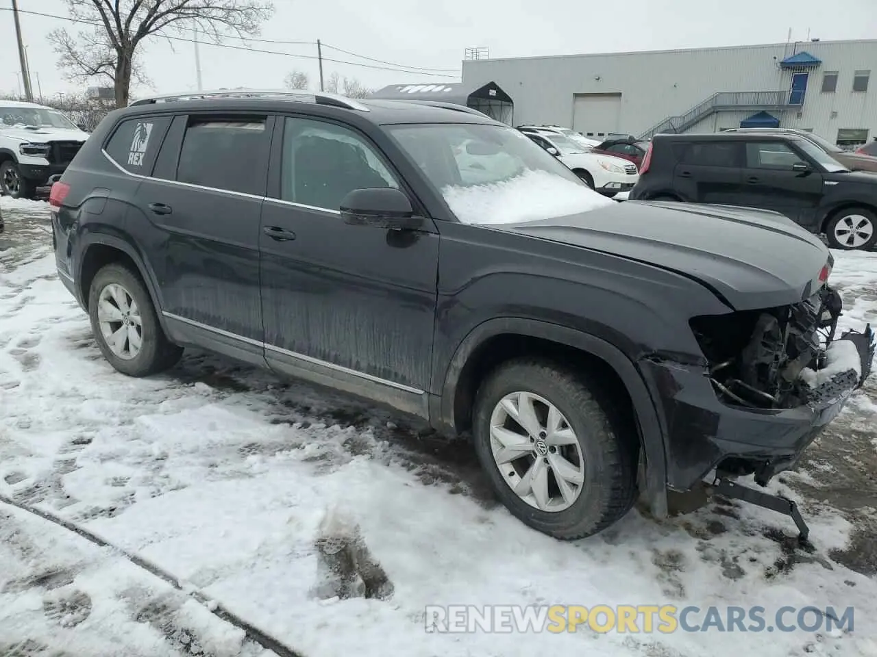 4 Photograph of a damaged car 1V2MR2CA2KC606617 VOLKSWAGEN ATLAS 2019